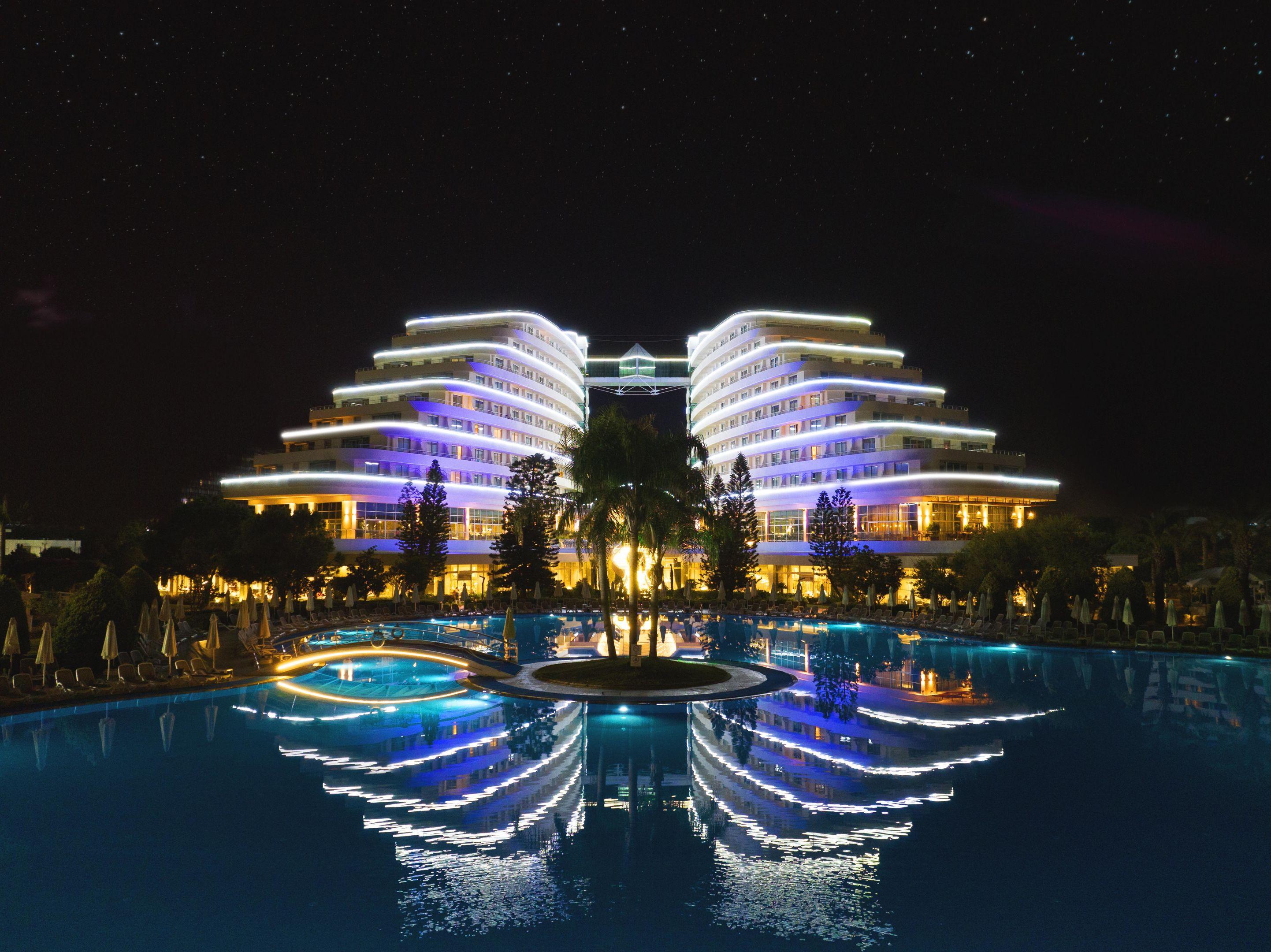 Miracle Resort Hotel