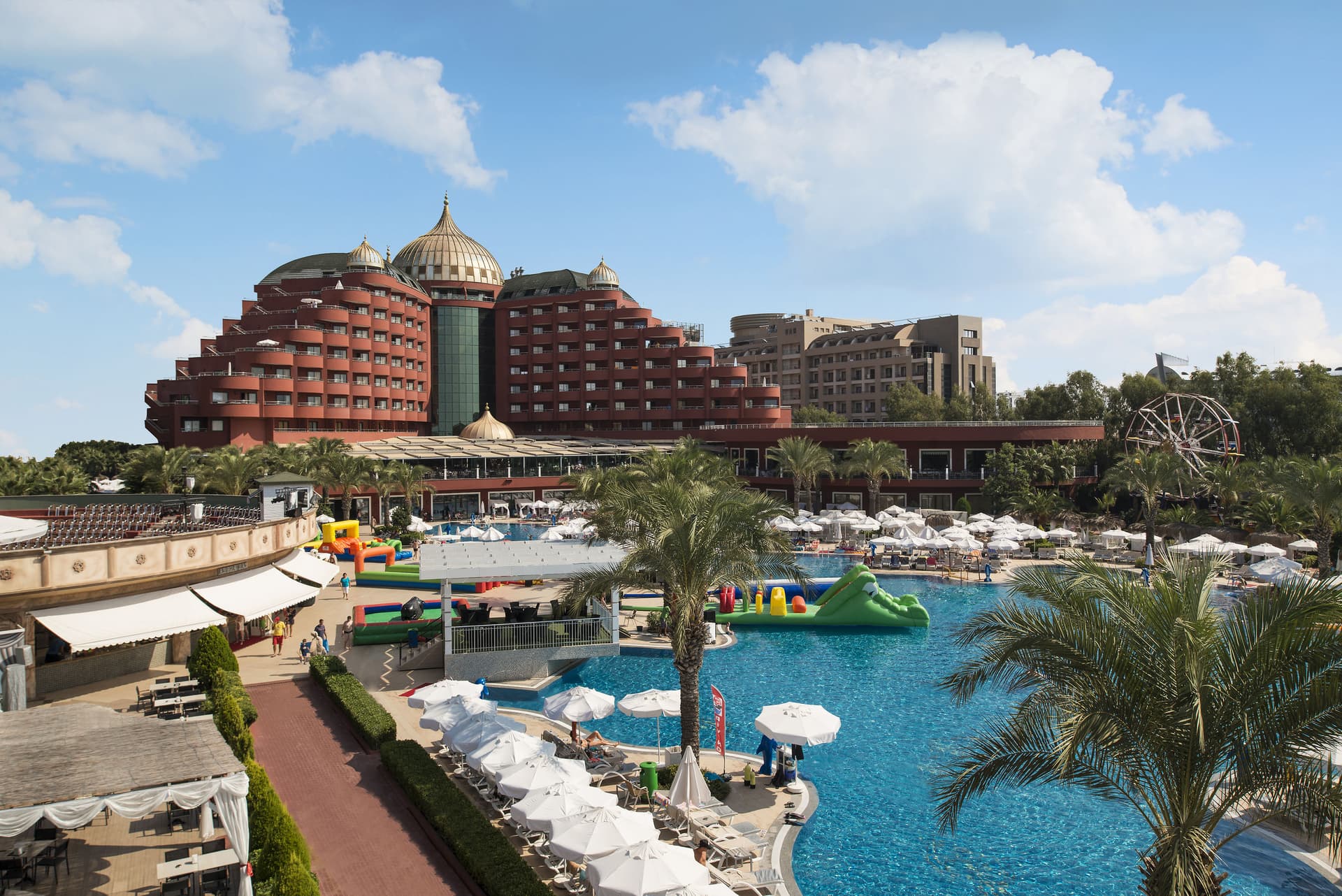 Delphin Palace