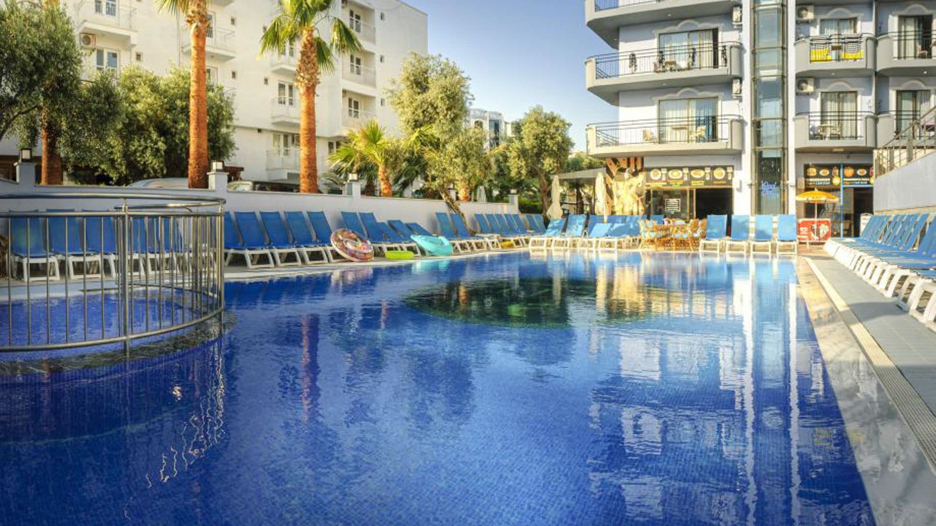Hotel Image 2