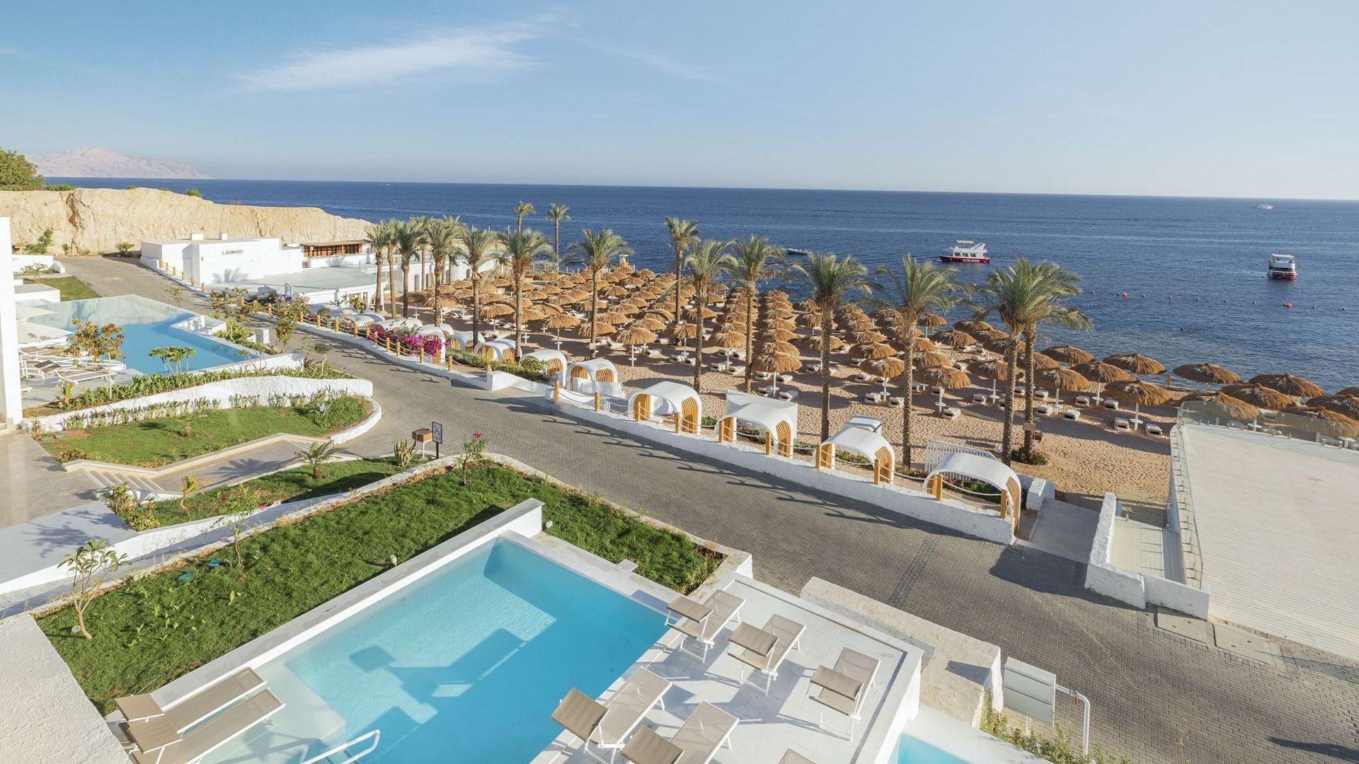 Sunrise White Hills Resort