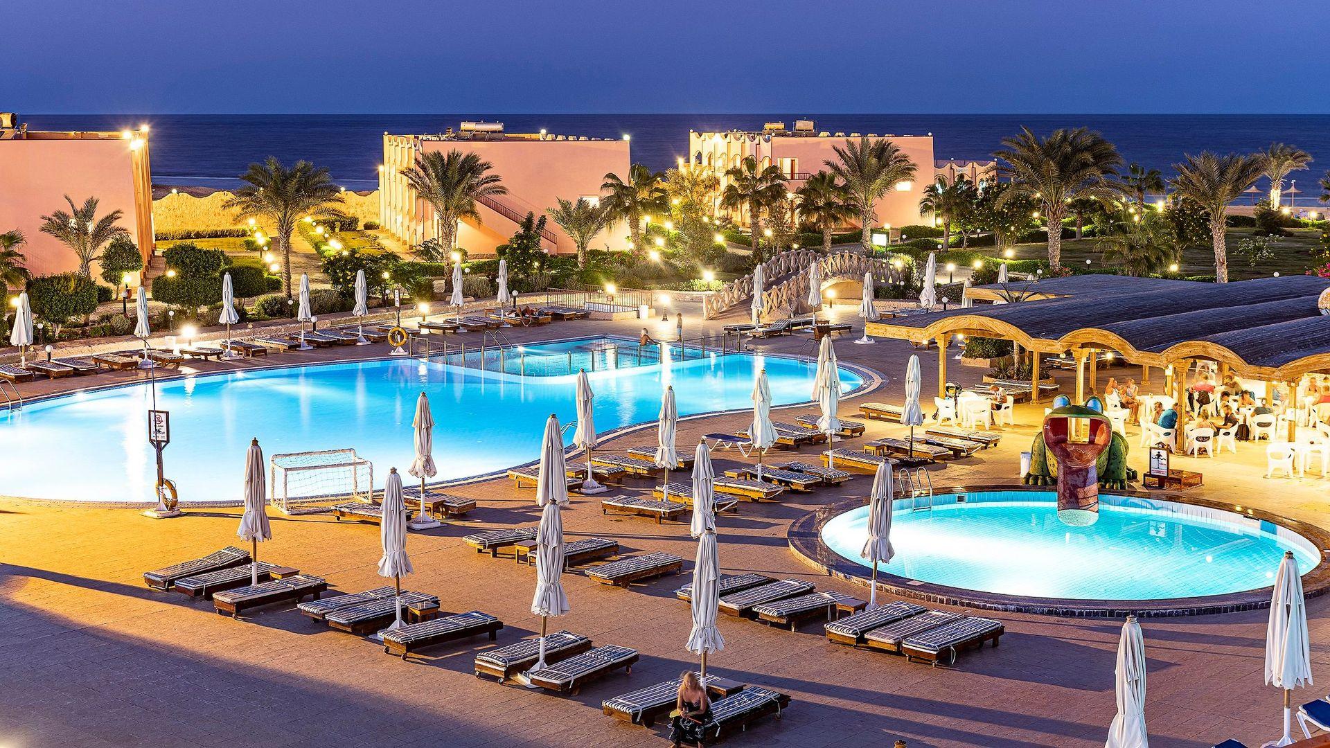 Happy Life Beach Resort