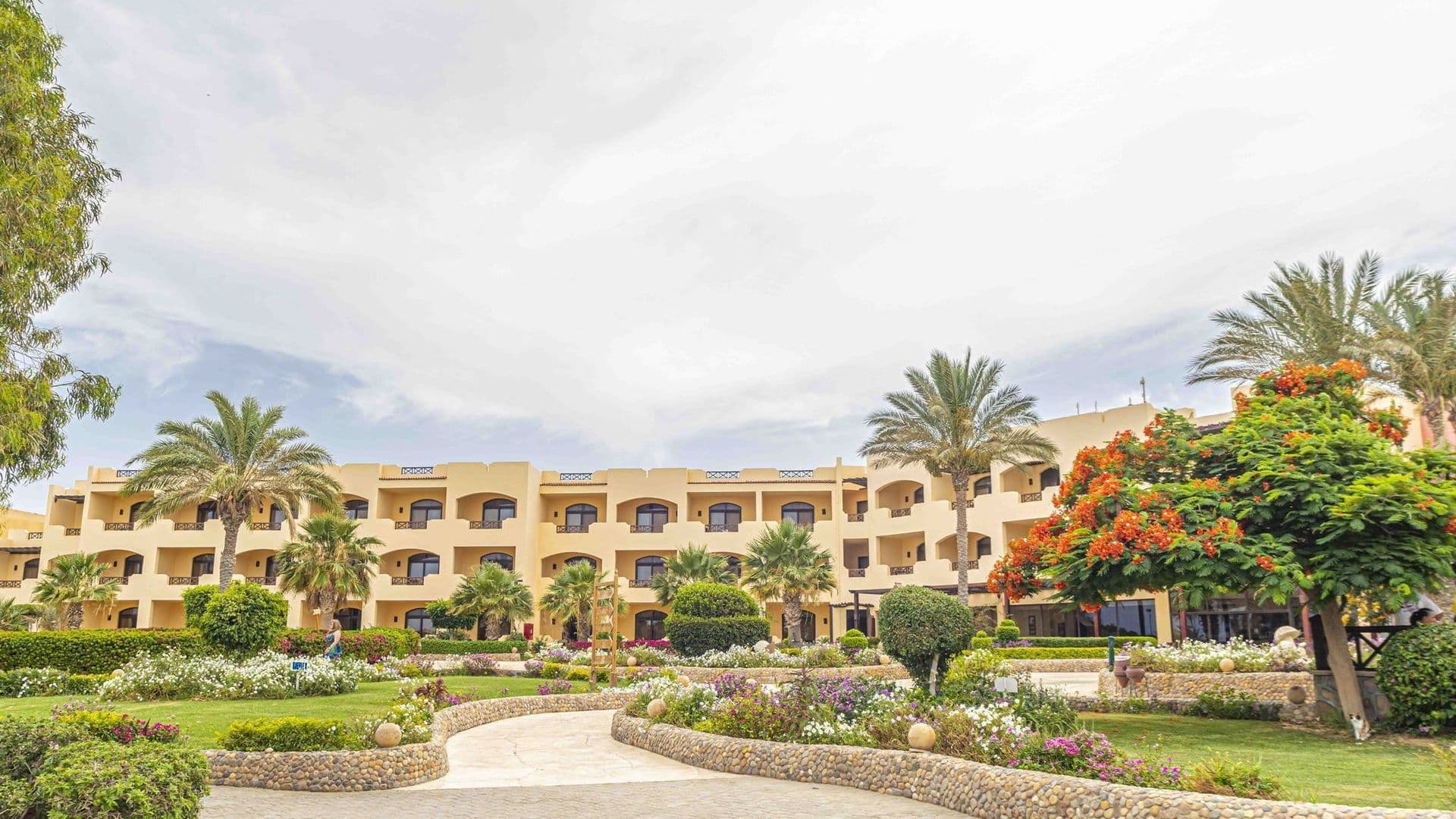 Blend Elphistone Resort