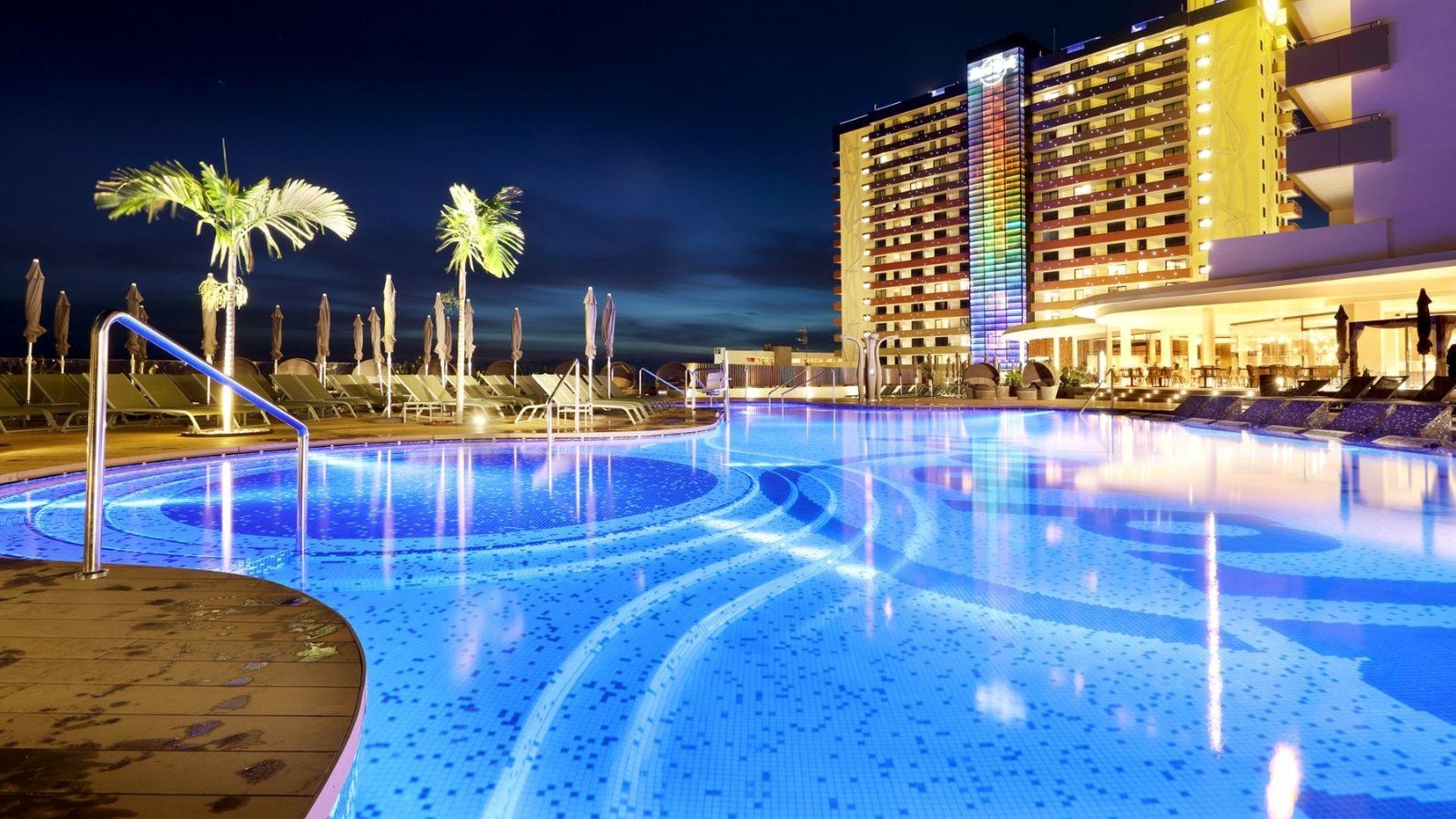 Hard Rock Hotel Tenerife