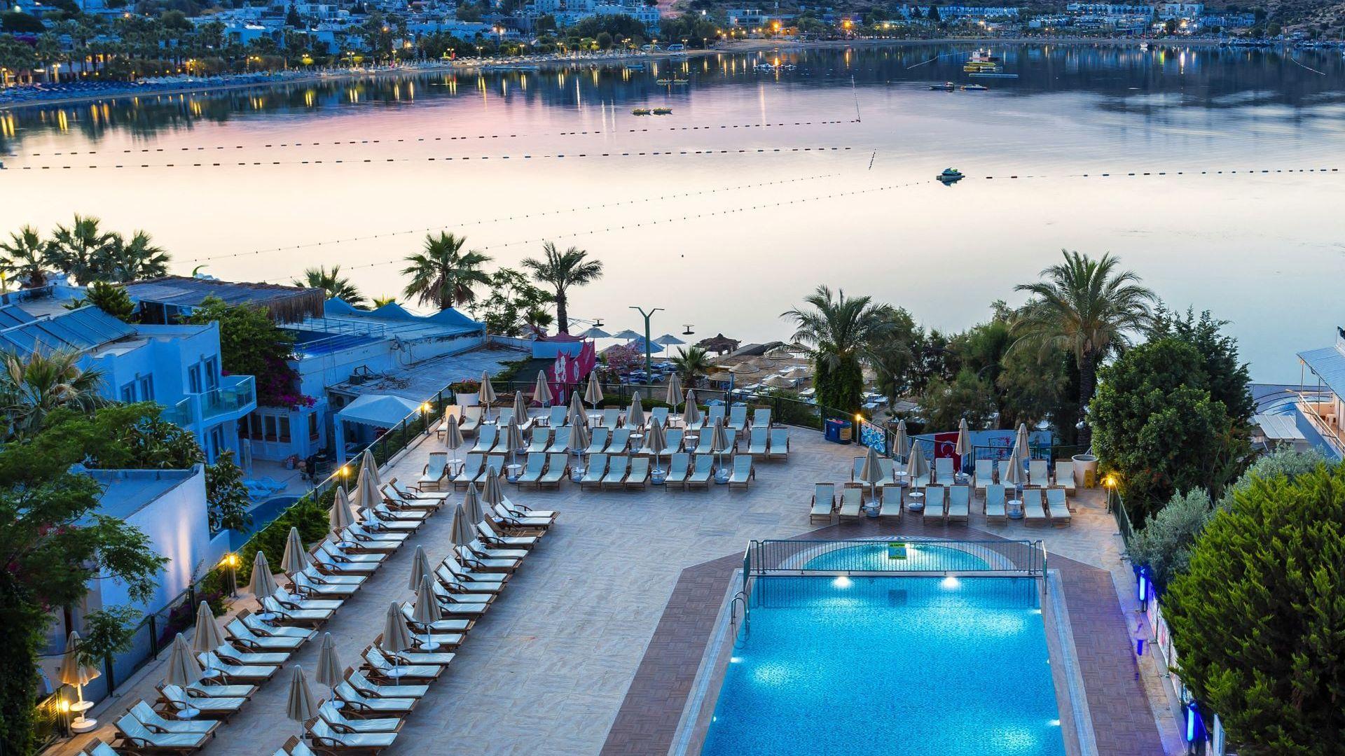 Royal Asarlik Beach Resort