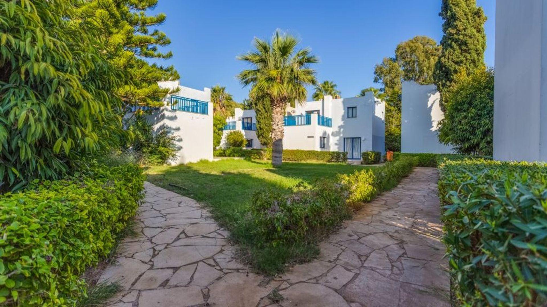 Marismare Apartments