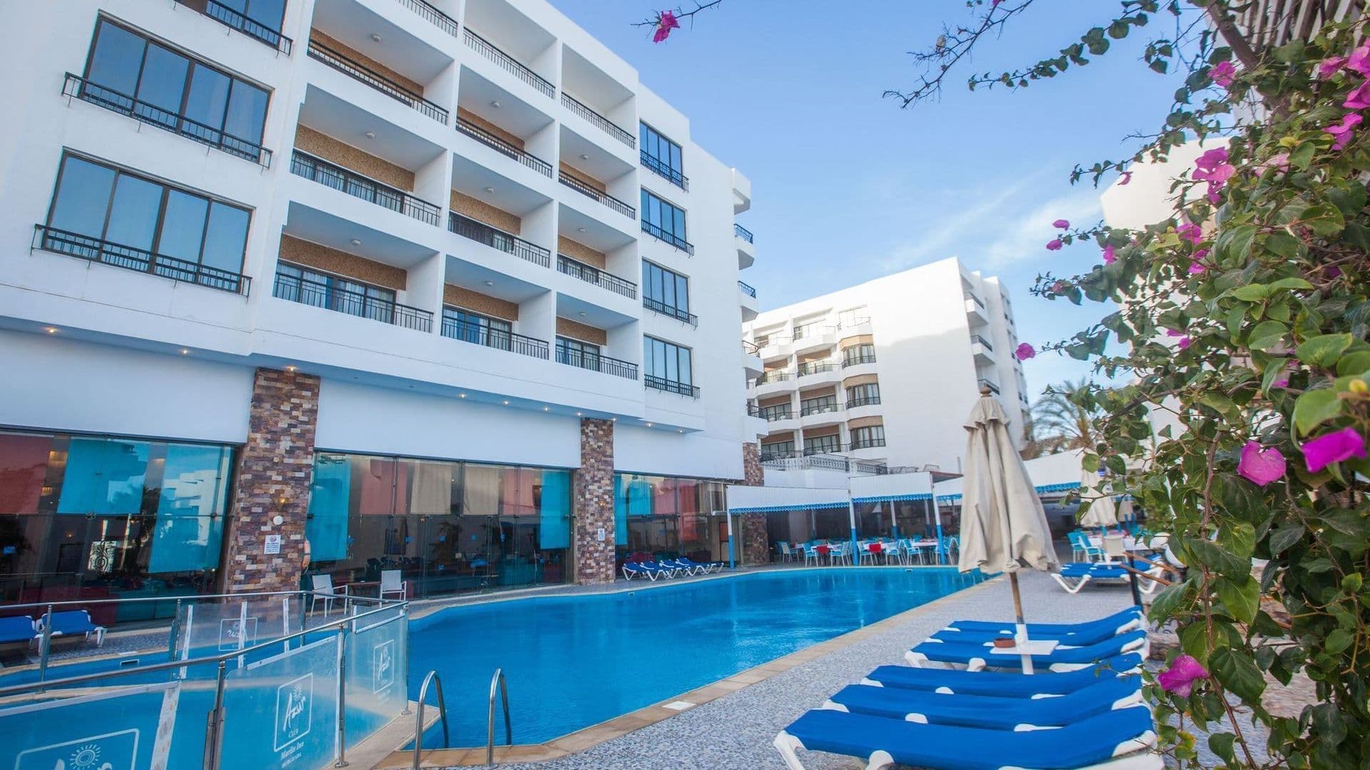 Marlin Inn Azur Resort