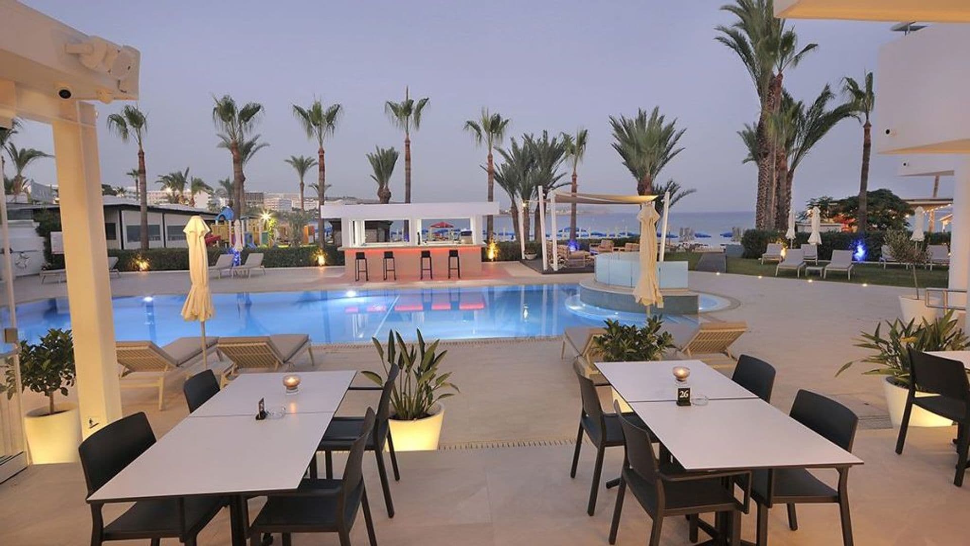 Okeanos Beach Boutique Hotel