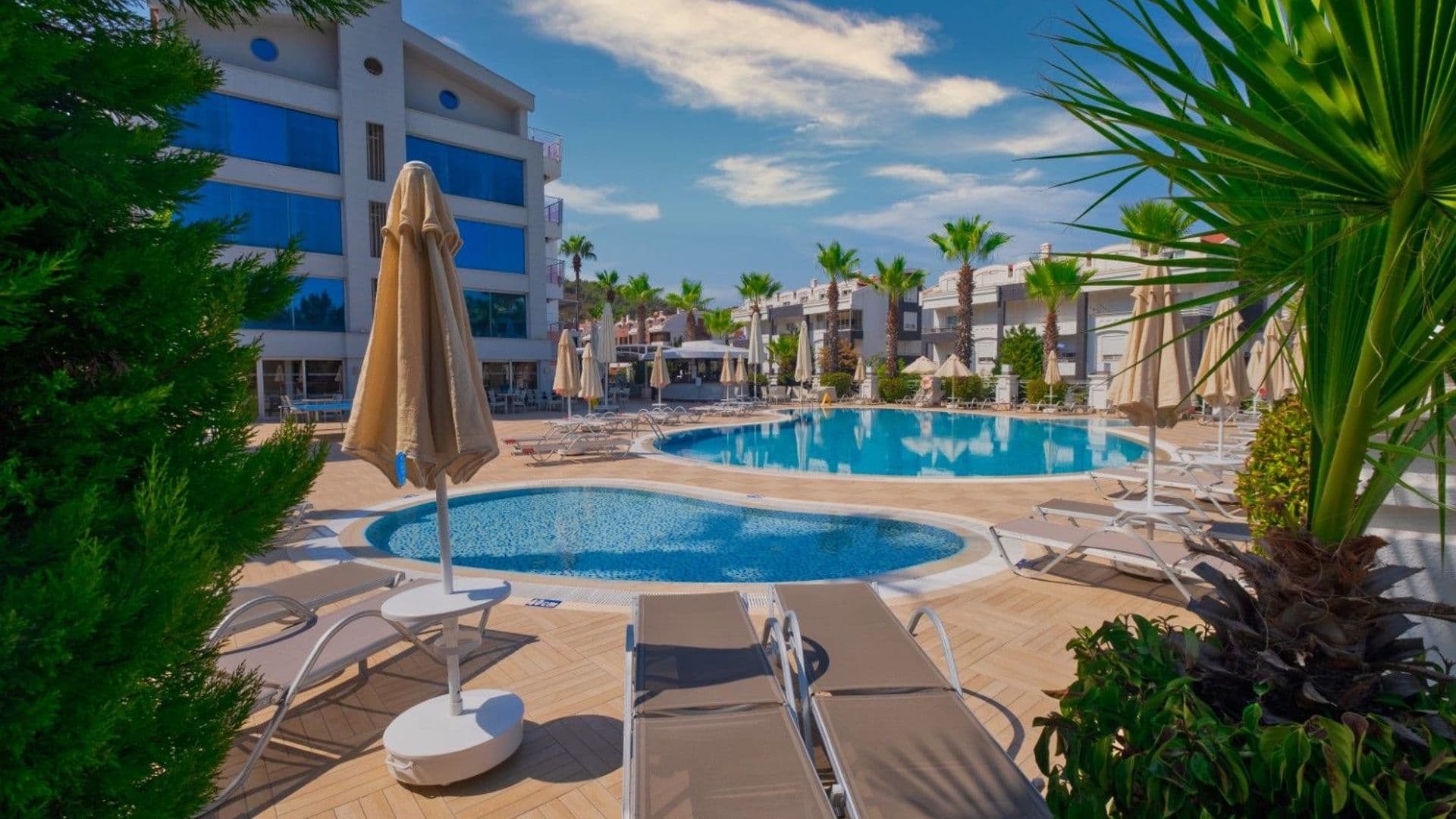 Ideal Pearl Hotel