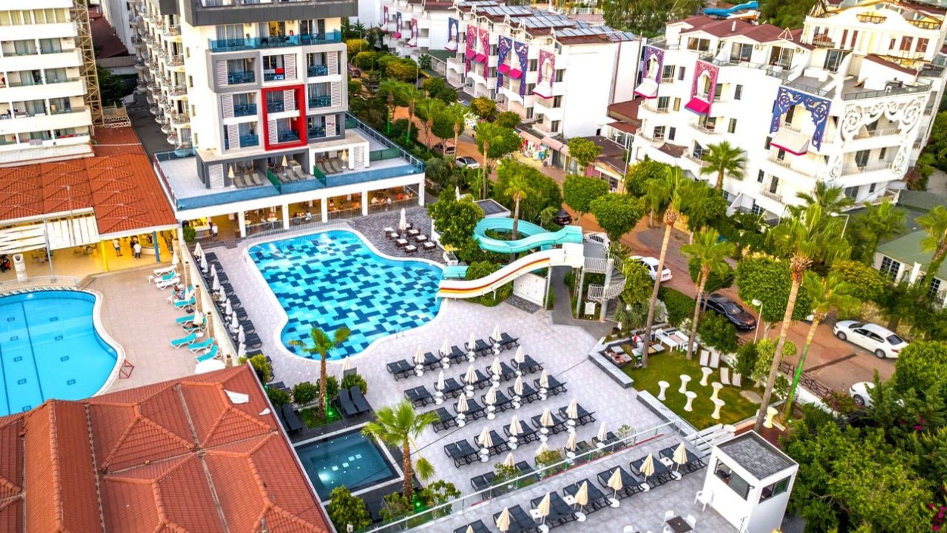 White City Beach Hotel