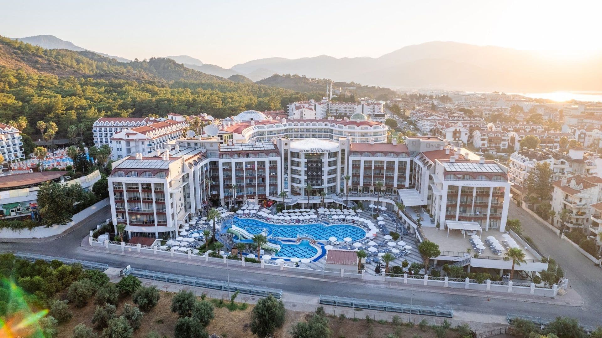 Grand Pasa Hotel