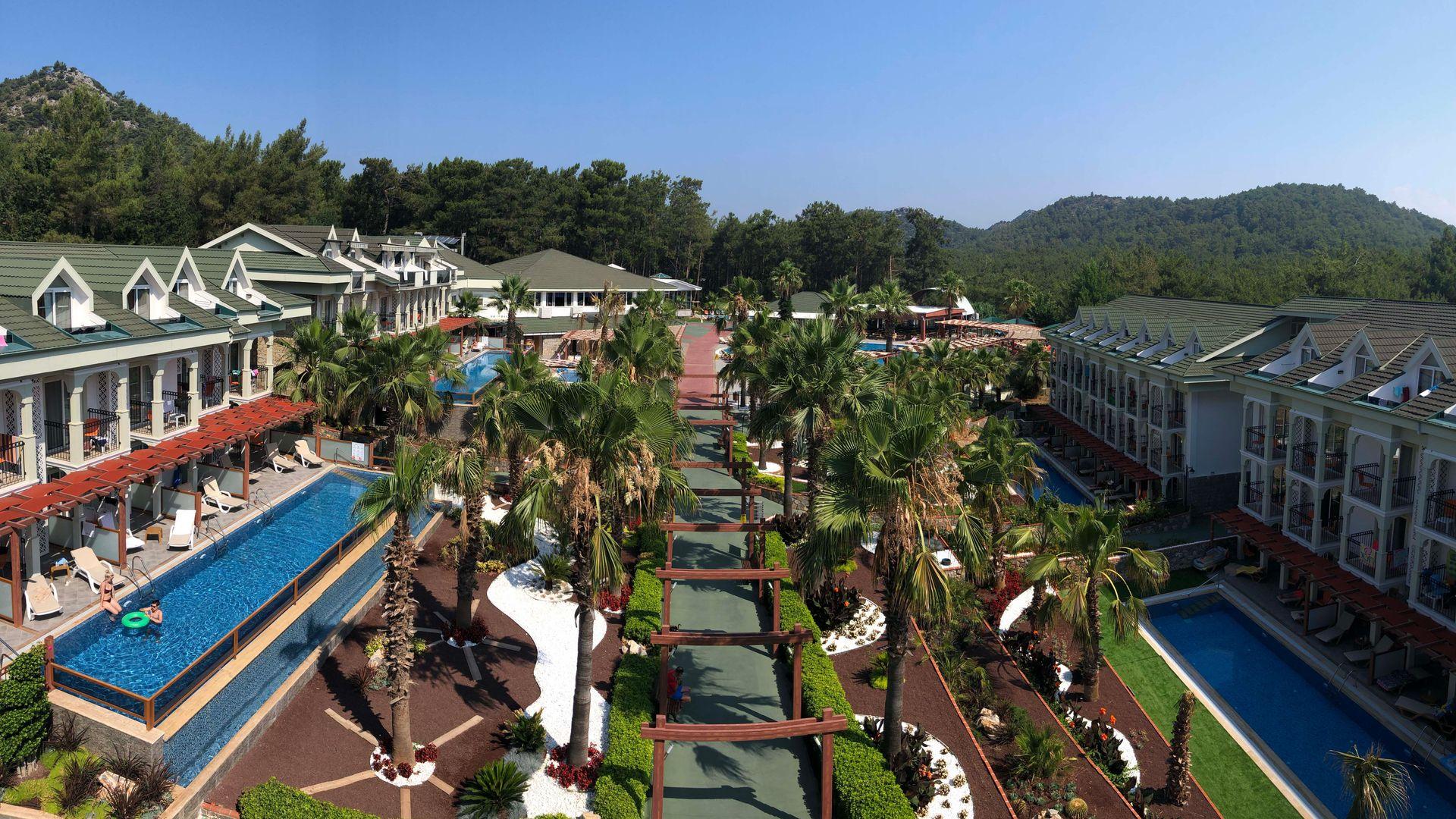 Green Forest Holiday Village