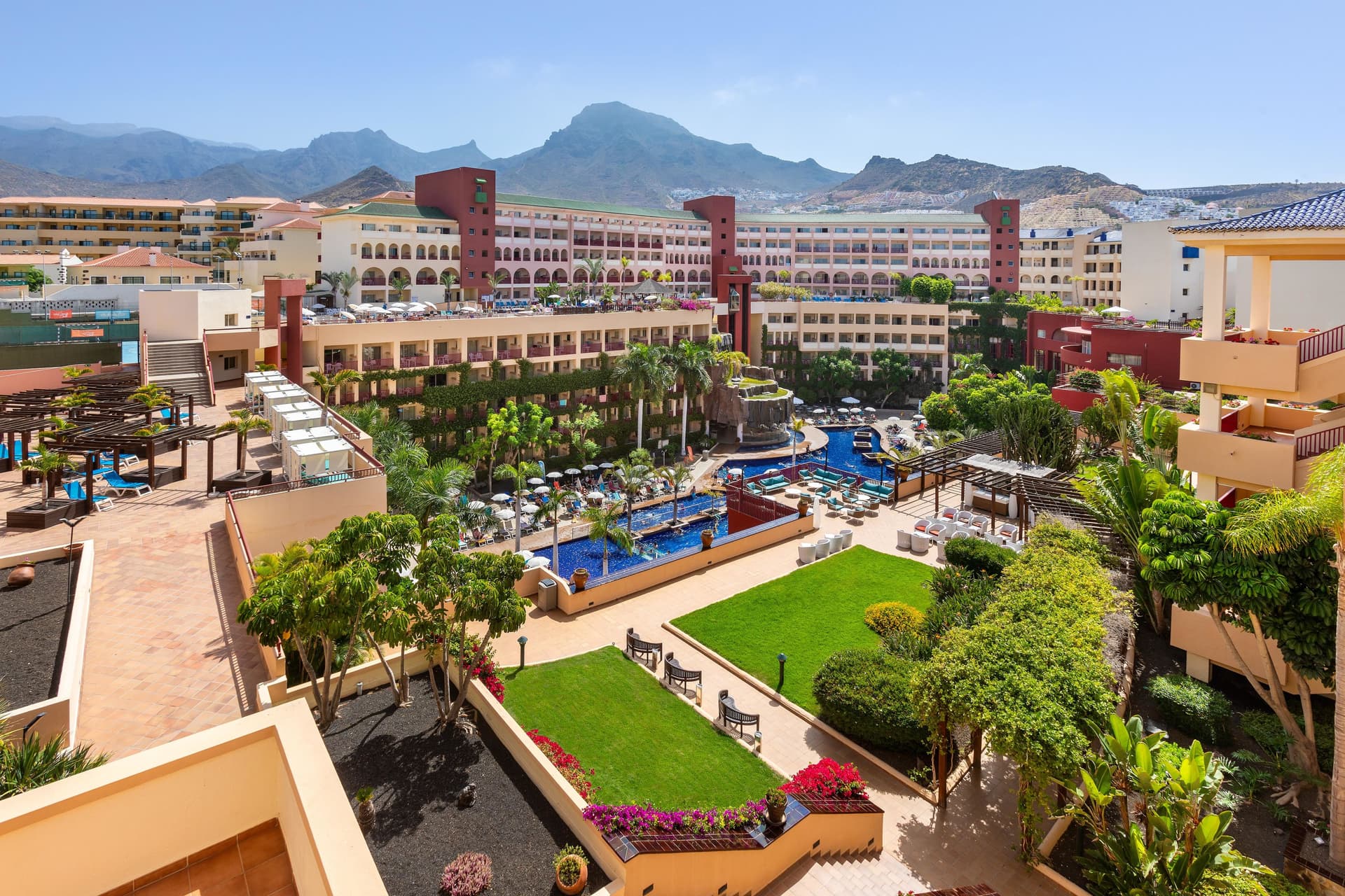 Hotel Image 2