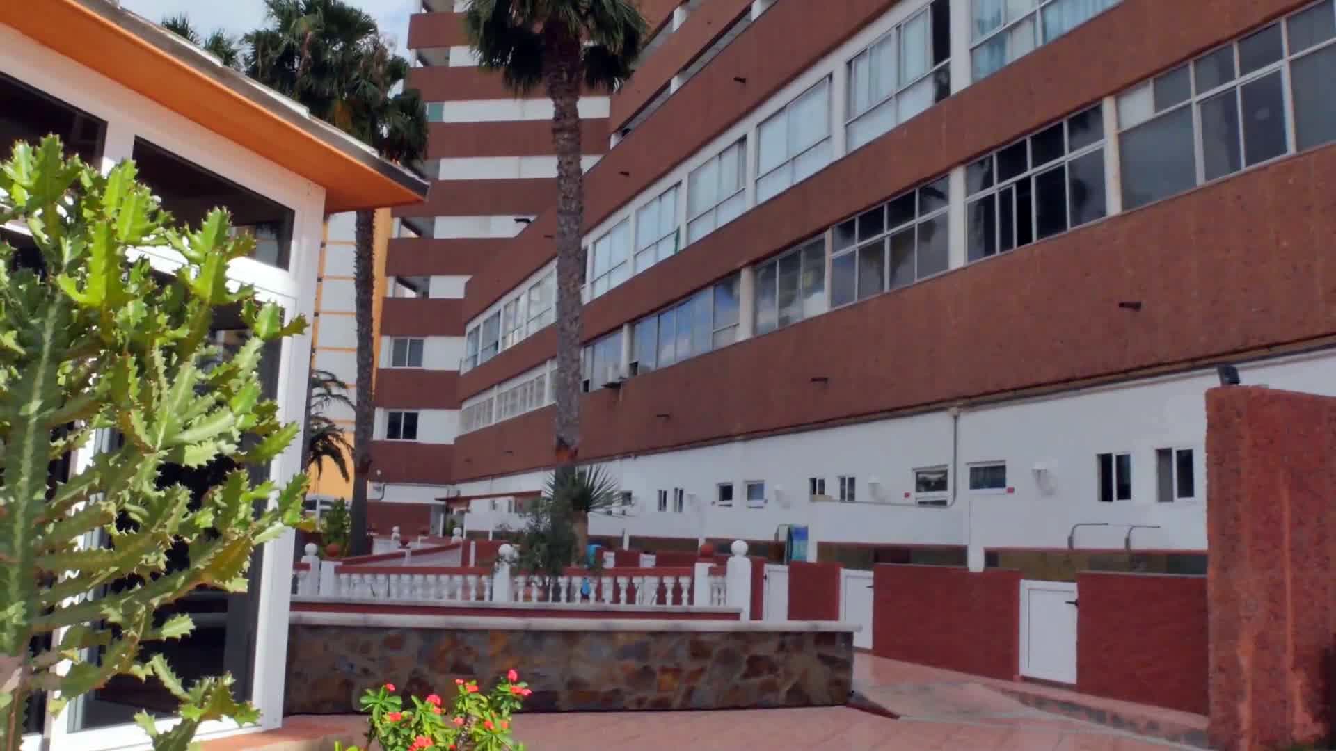 Hotel Corona Roja