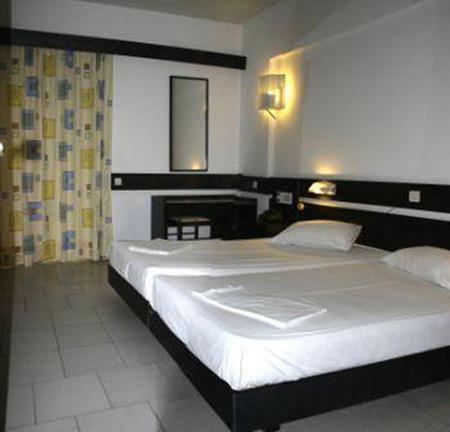 Agela Hotel & Apartments