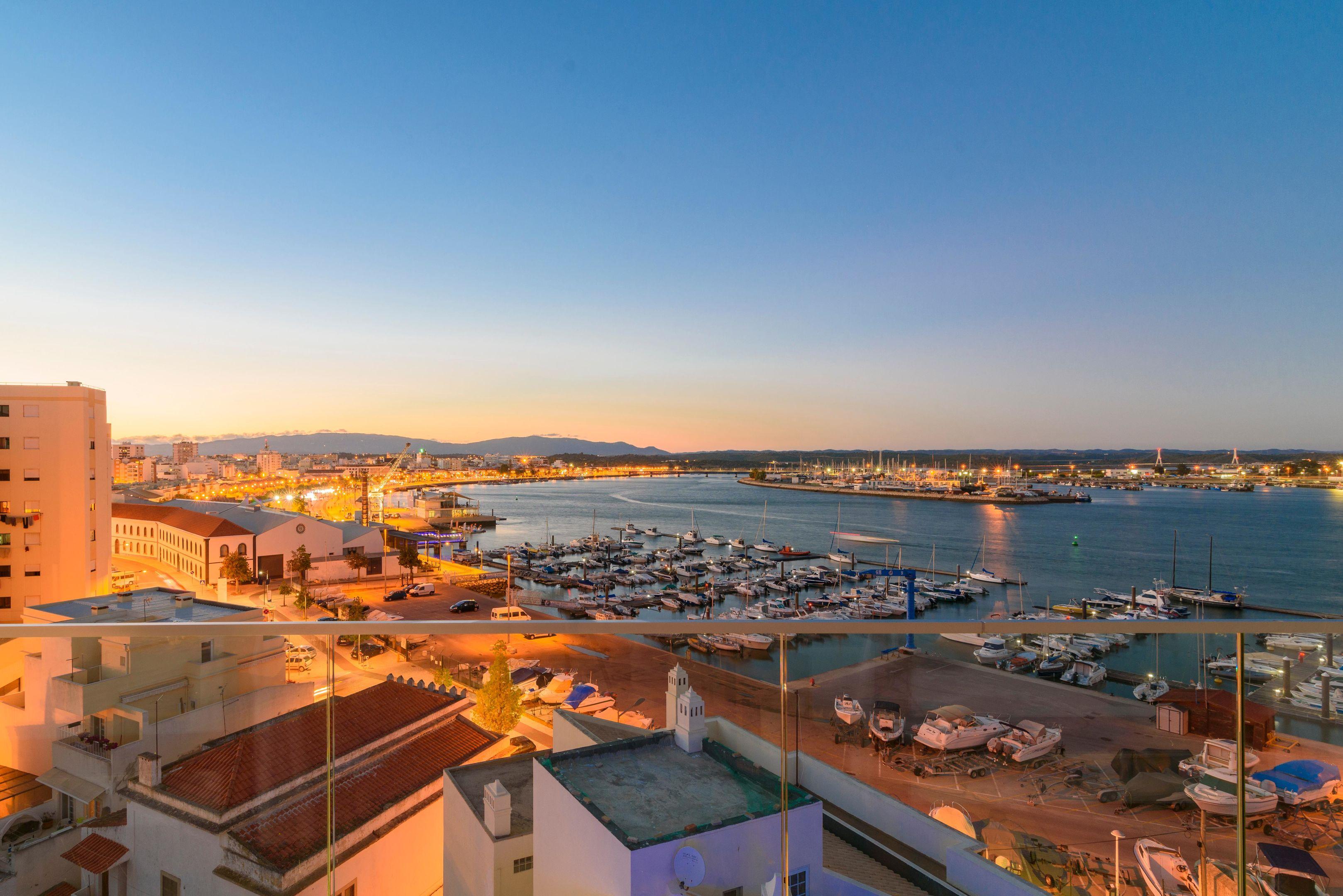 Jupiter Marina Hotel - Couples & Spa