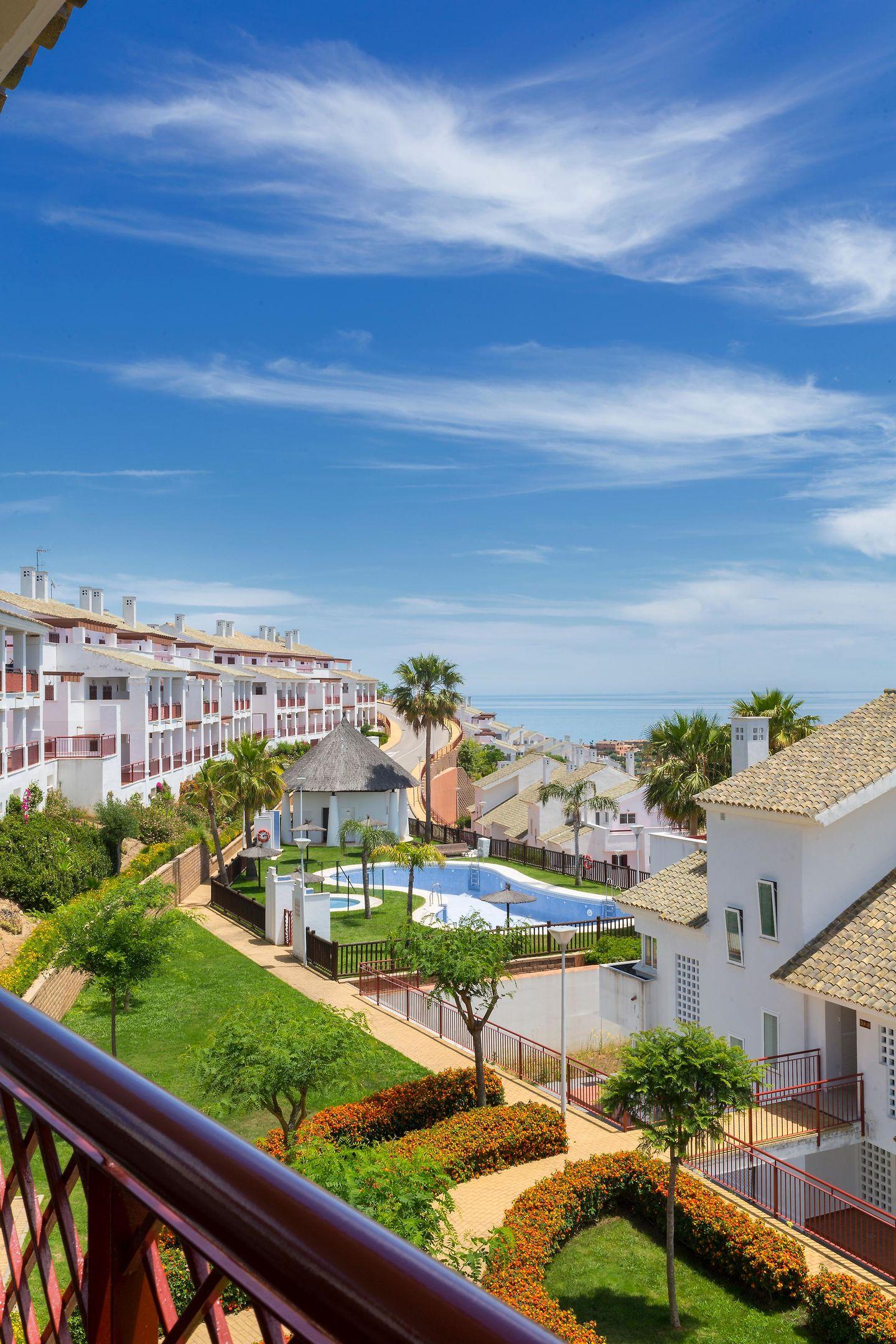 Albayt Nueva Alcaidesa Apartments