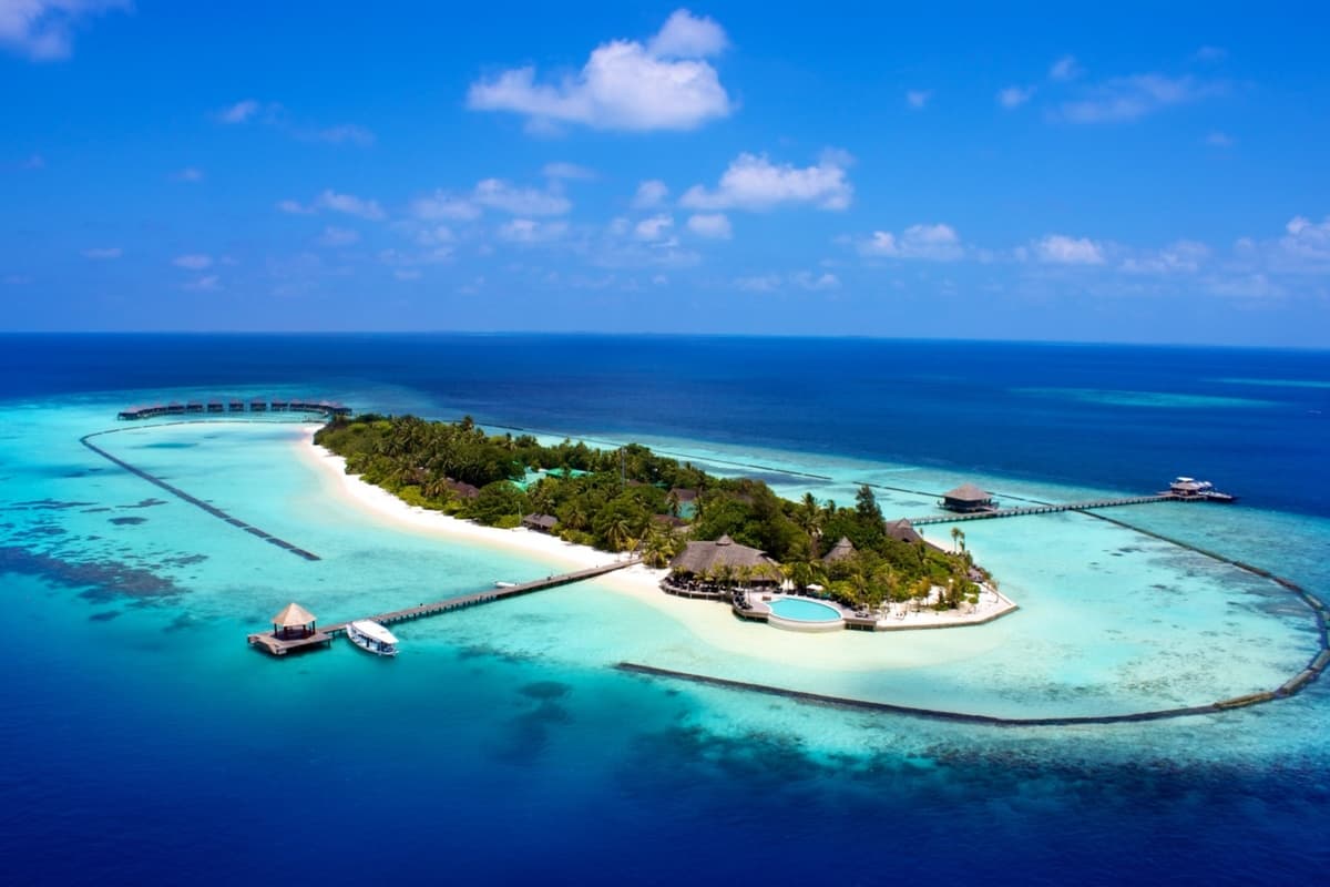Komandoo Island Resort & Spa