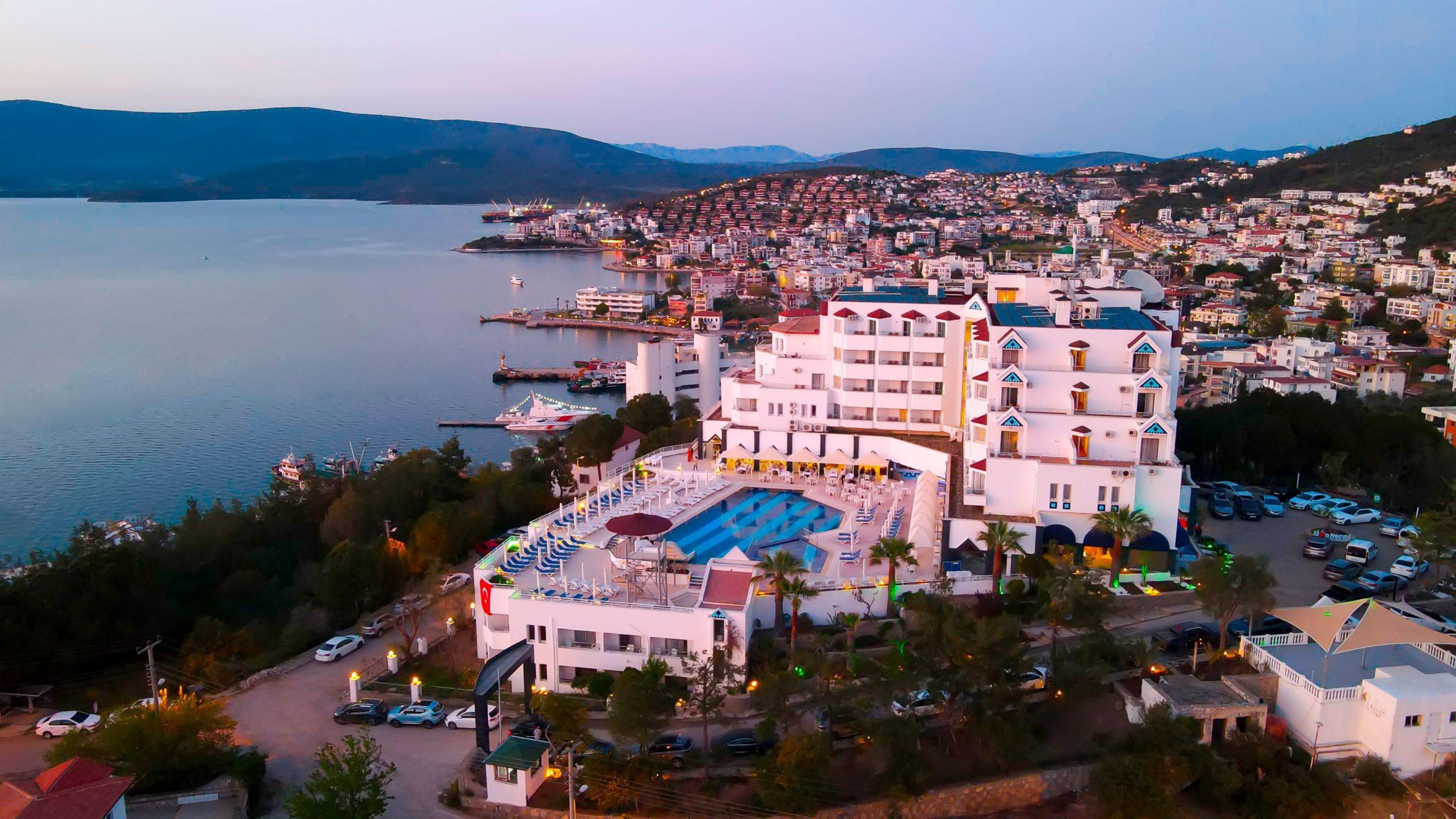 Roseira Beach Resort