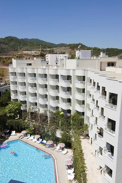 Lalila Blue Suites