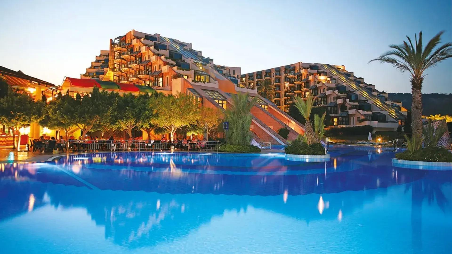 Limak Limra Resort & Hotel