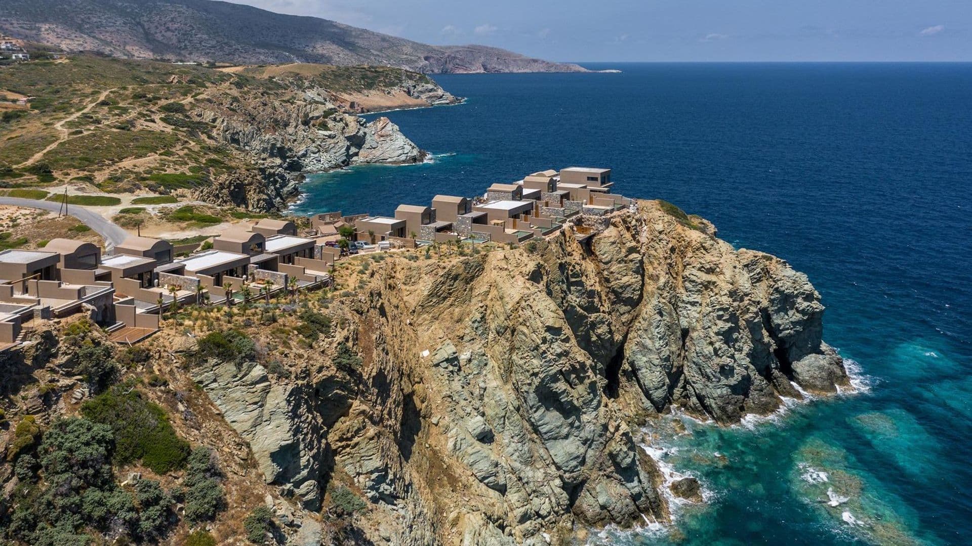 Acro Suites - A Wellbeing Resort