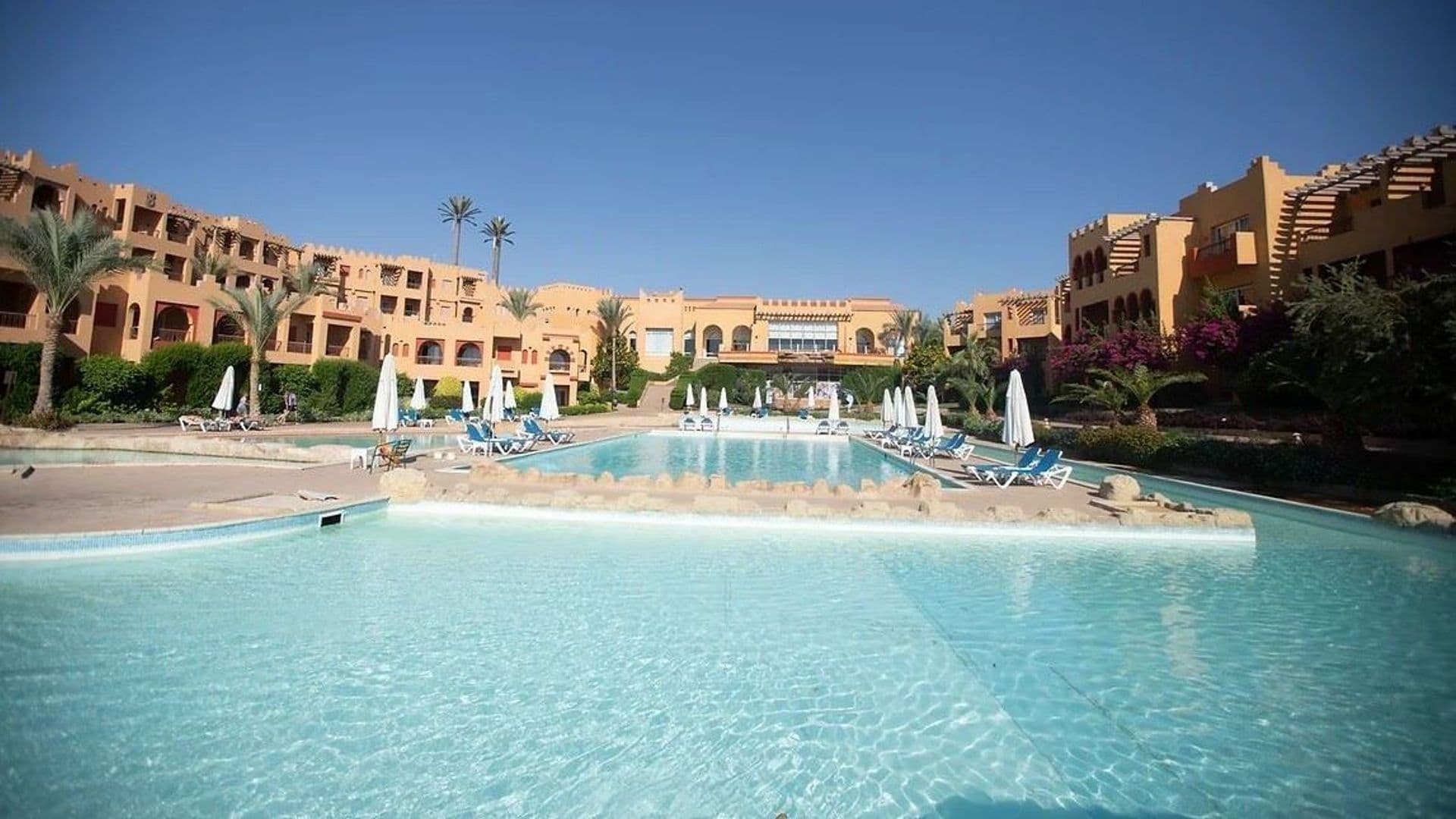 Rehana Royal Beach Resort Aqua Park & Spa
