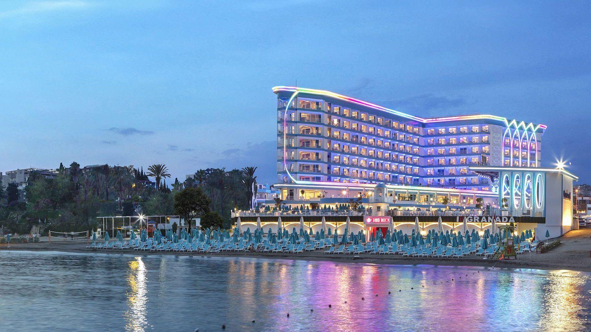 Granada Luxury Beach