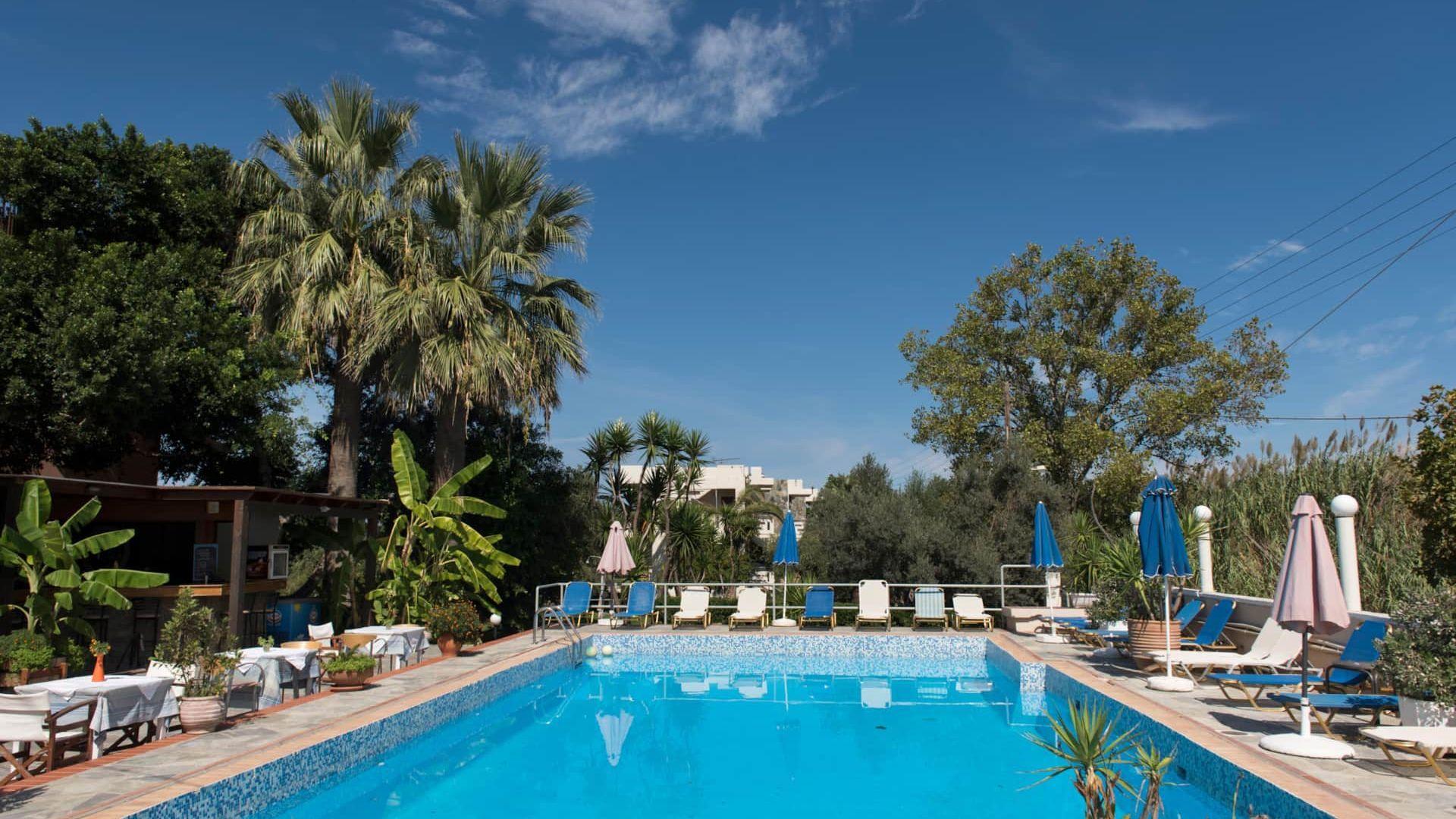 Proimos Apartments