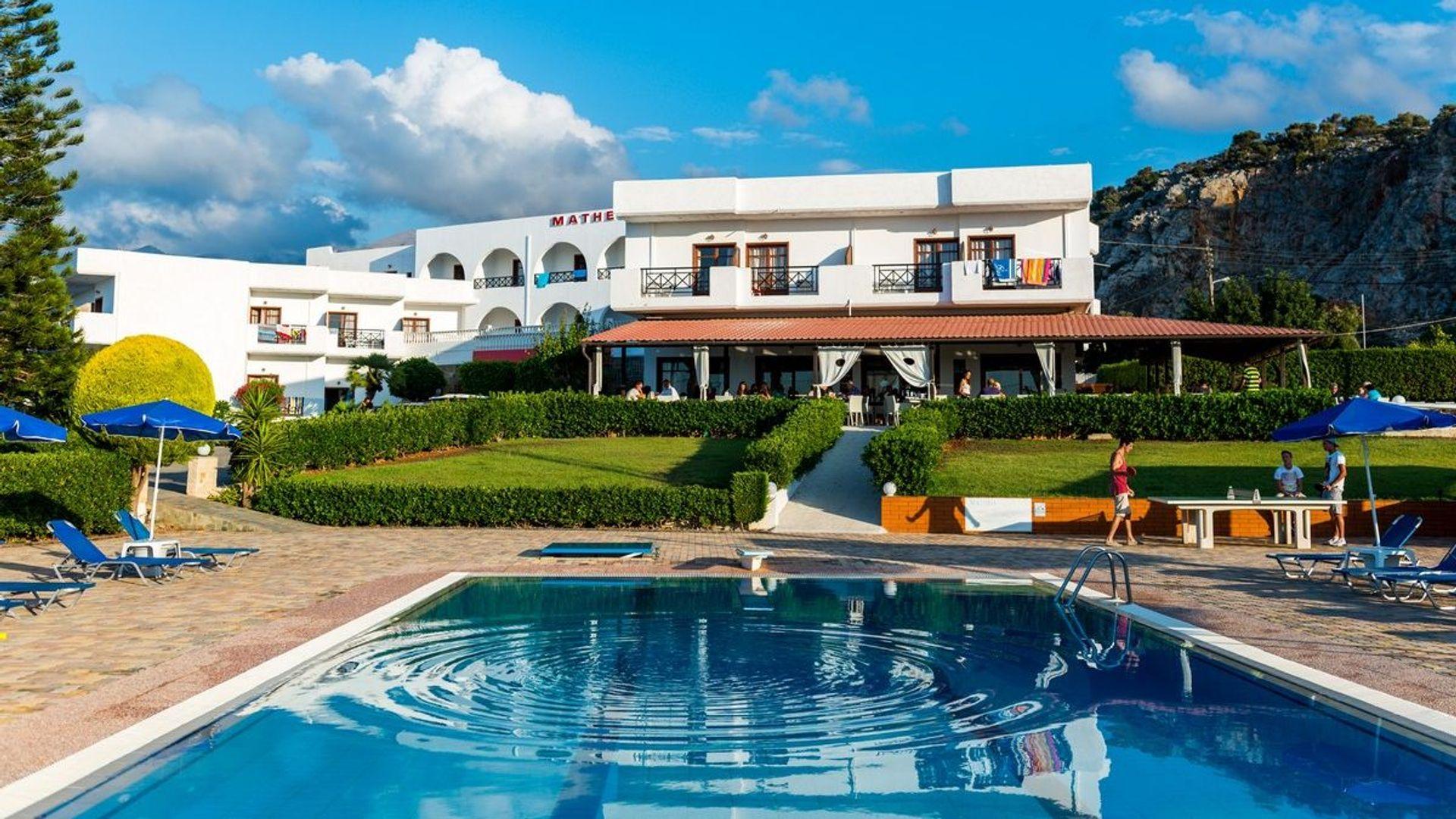 Hotel Matheo Villas & Suites