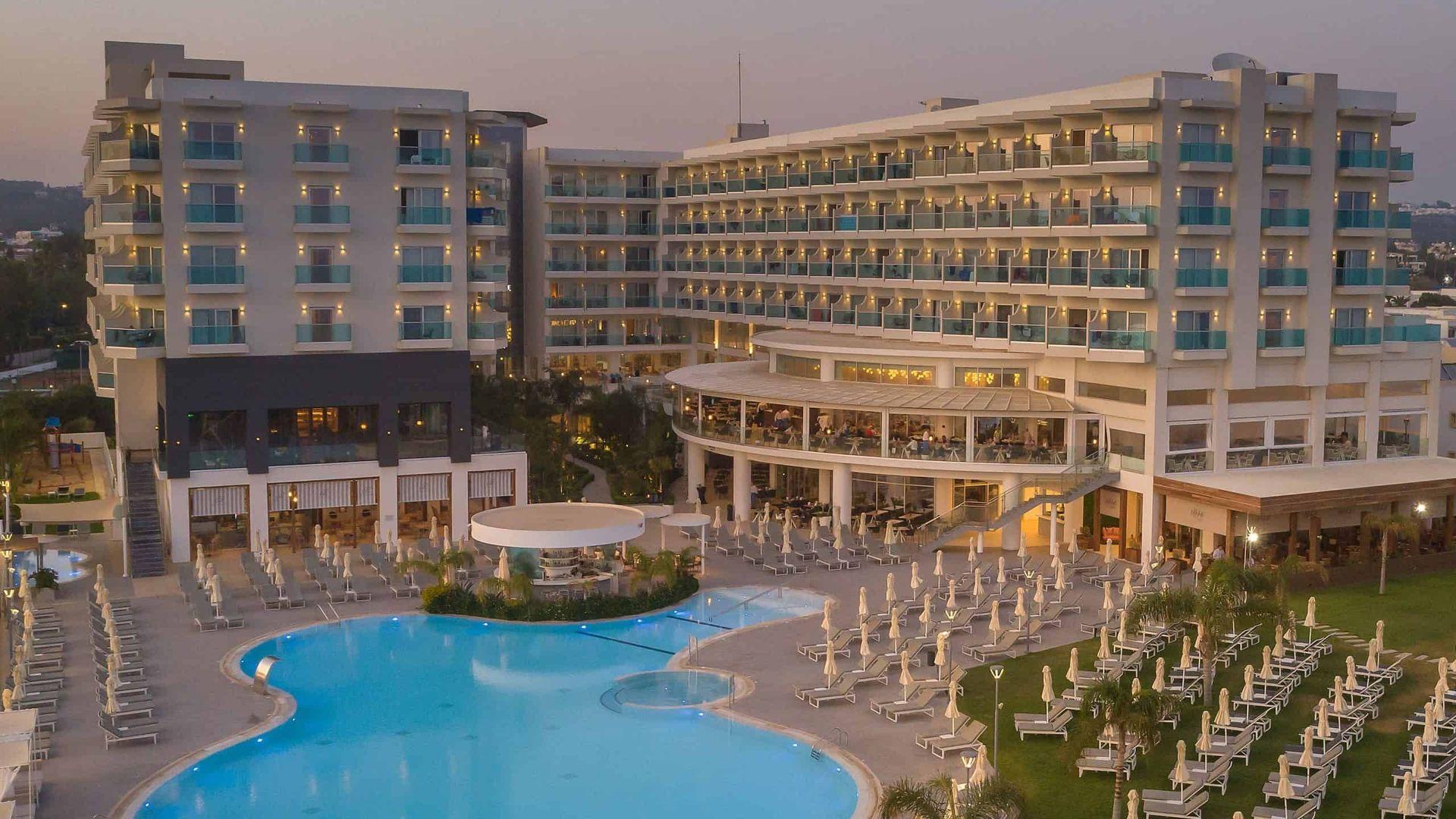 Nissiblu Beach Resort