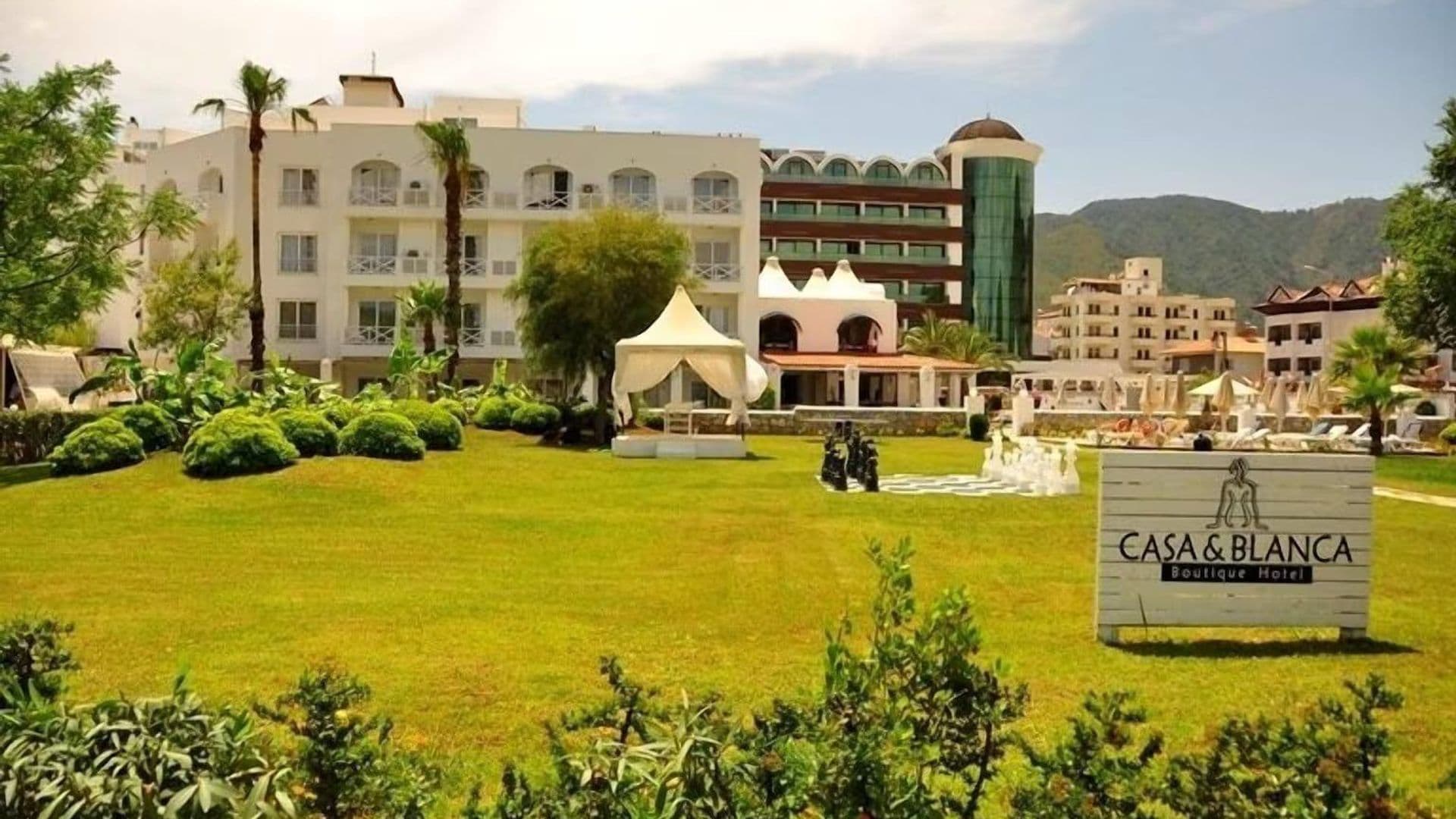 Casa Blanca Hotel