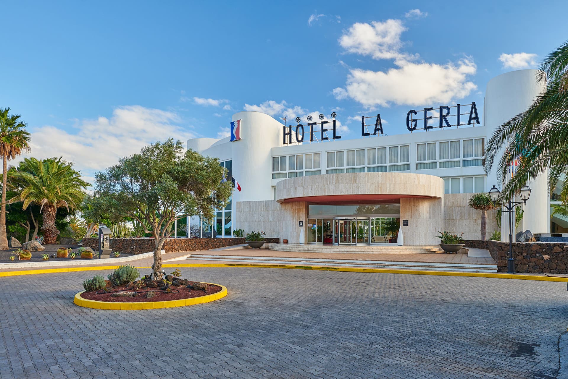 Hotel Image 2