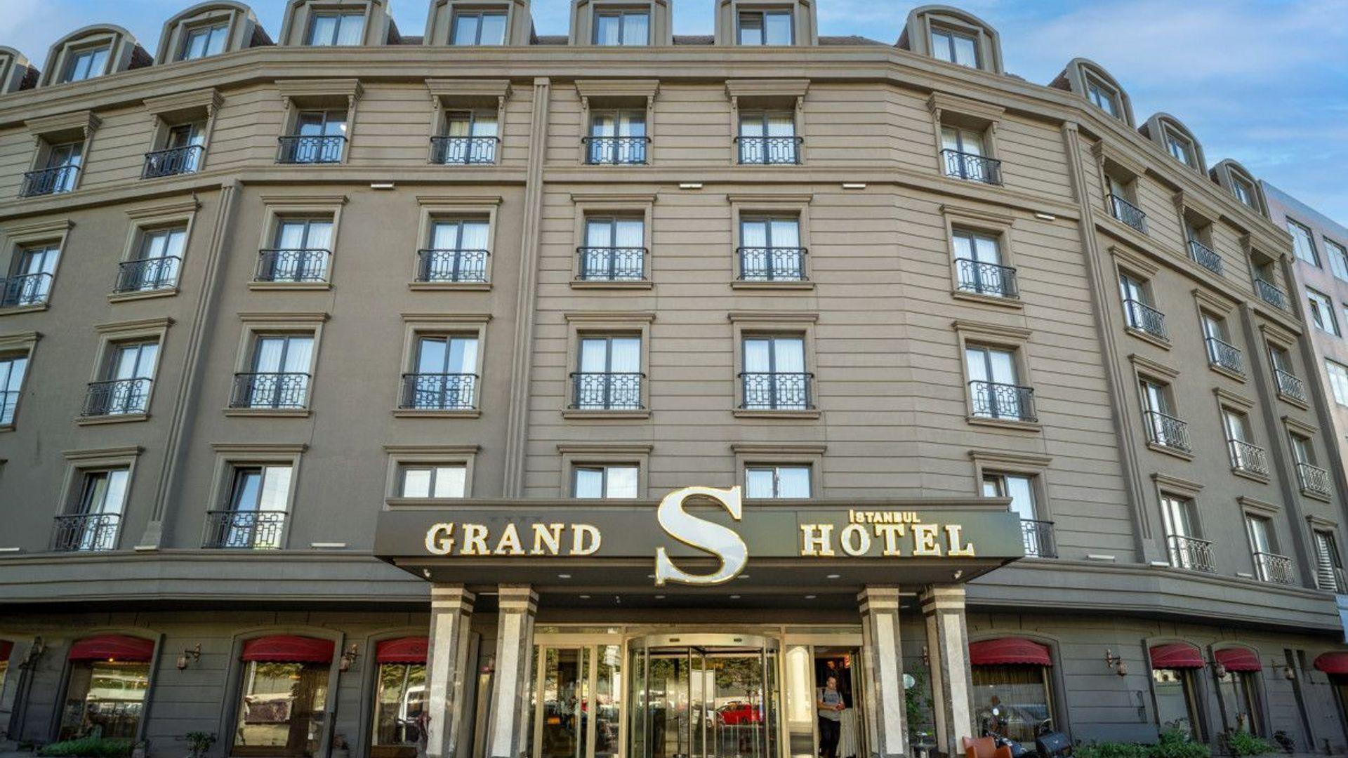 Grand S
