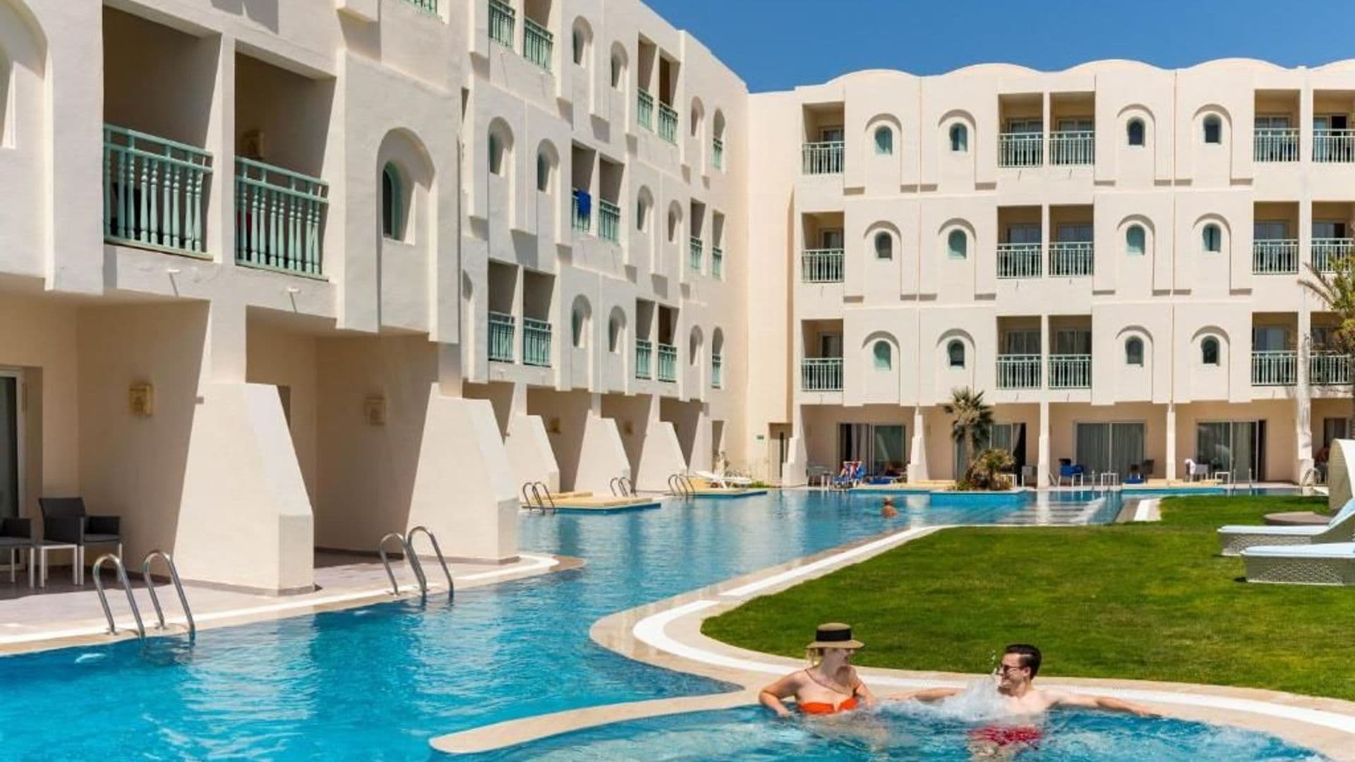Hotel Image 2