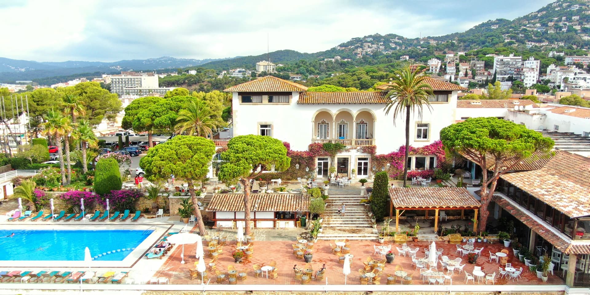 Hotel Roger De Flor By Seleqtta