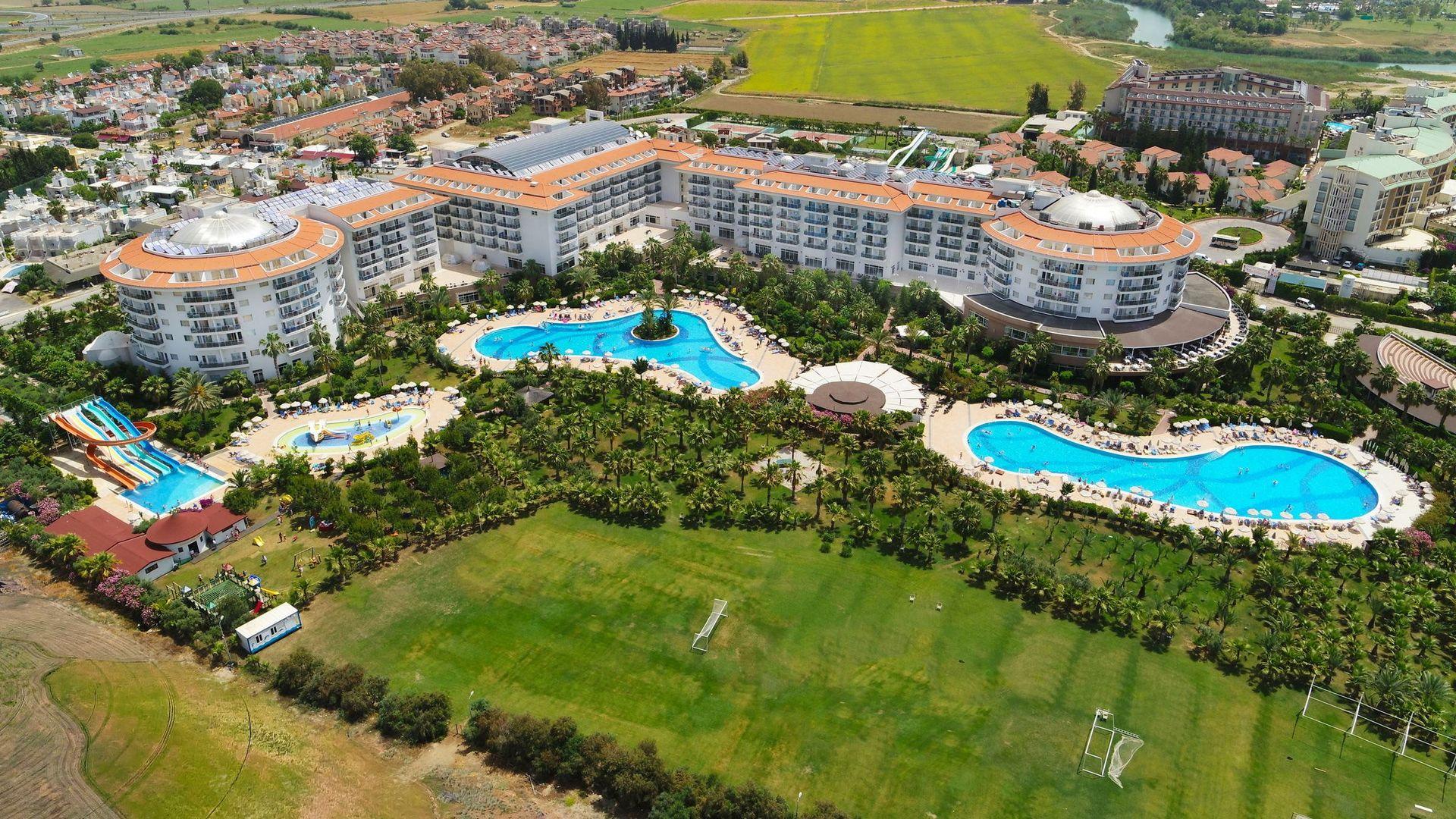 Seaden Sea World Resort & Spa