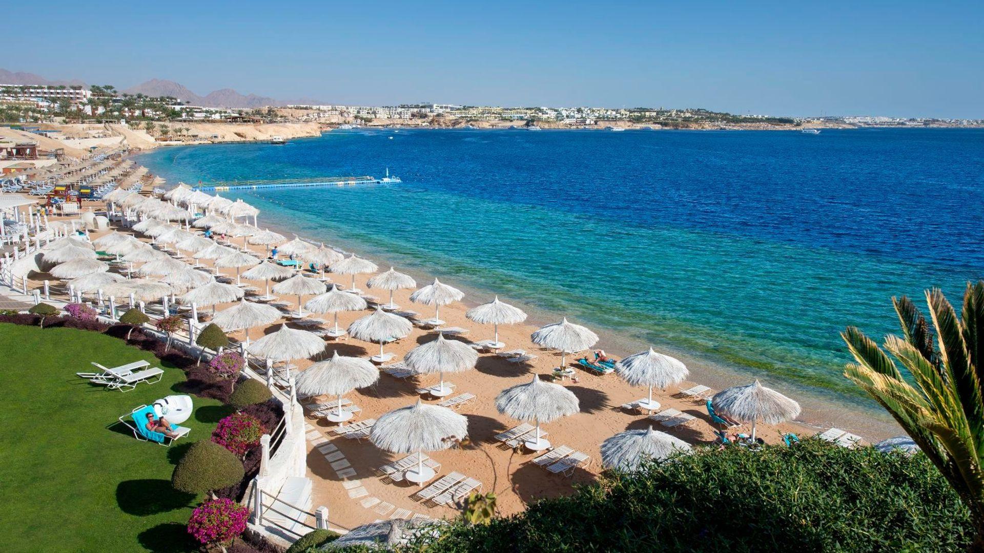 Posh Club By Sunrise Arabian Beach