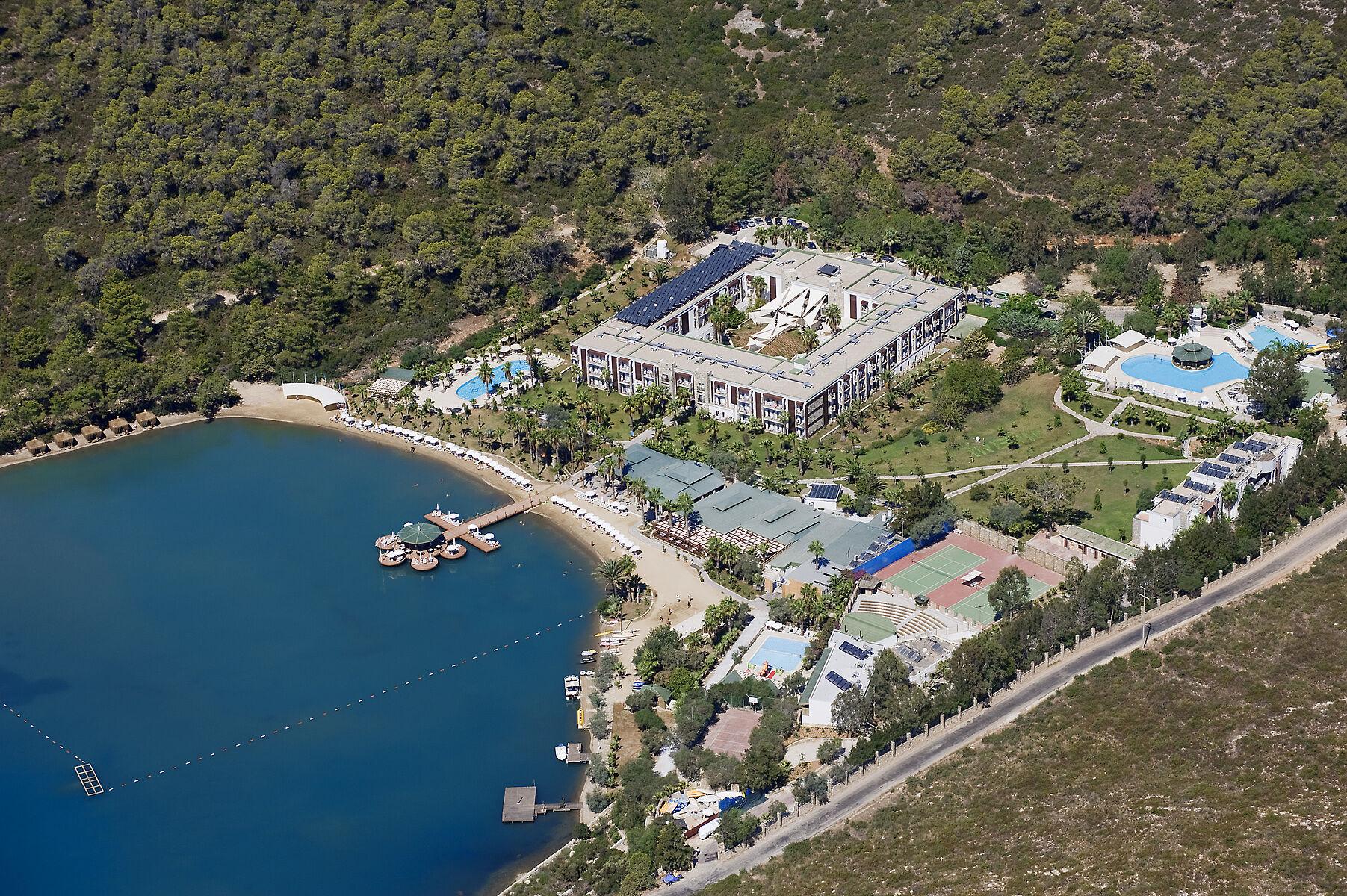 Green Bay Resort & Spa