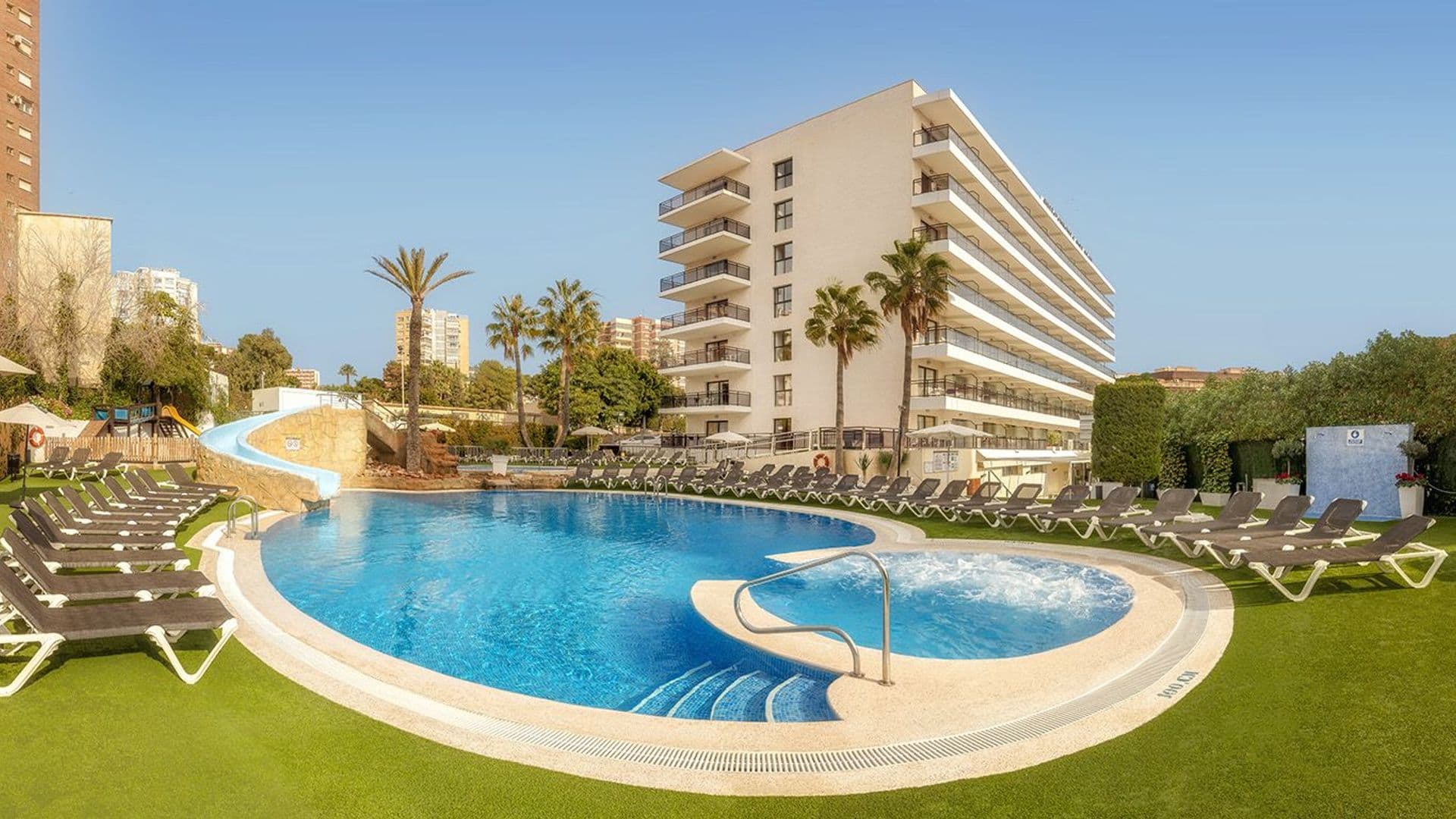 Rh Corona Del Mar Beach Hotel