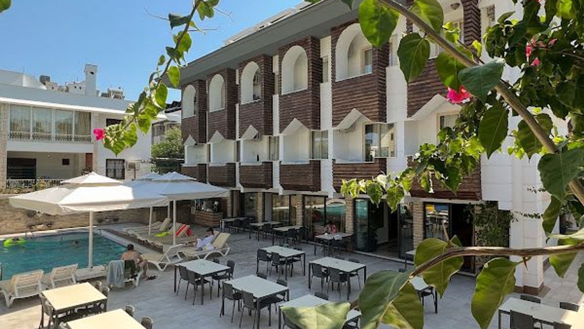 Hotel Image 2
