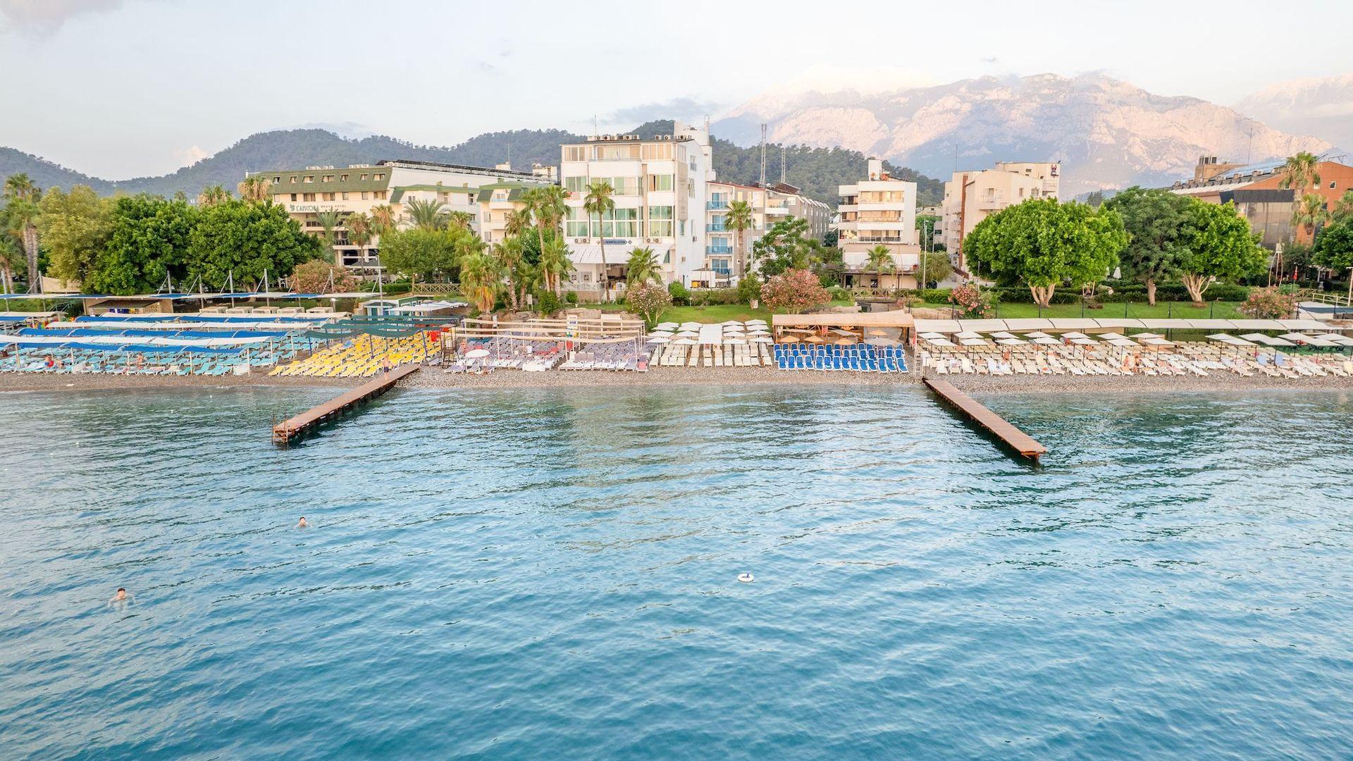 Viking Beach Hotel & Spa