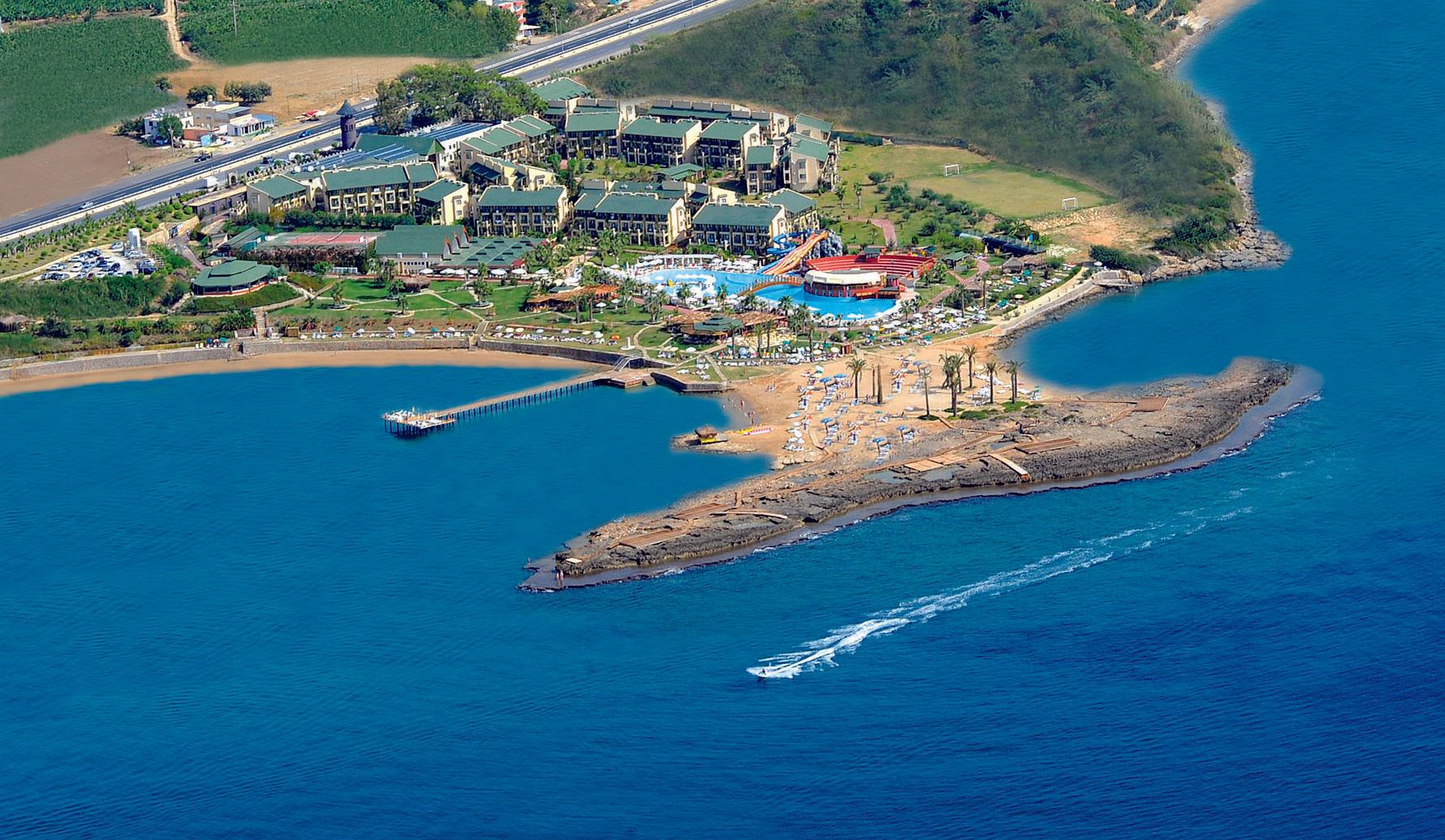 Oz Hotels Incekum Beach Resort